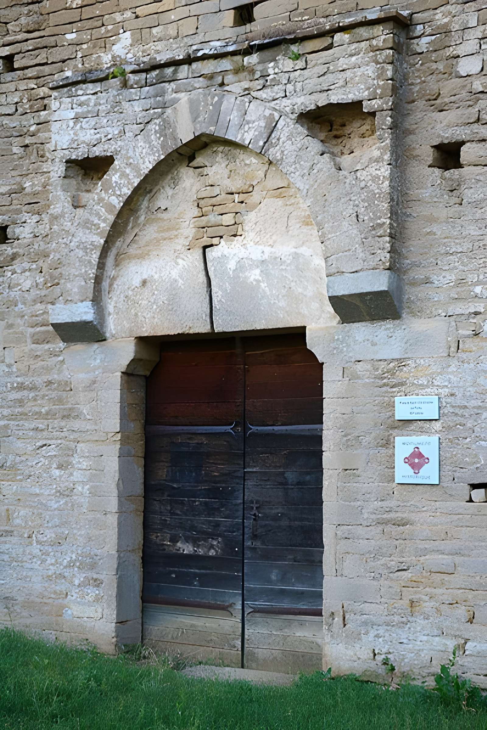 Eglise priorale (ruines de l'ancienne)