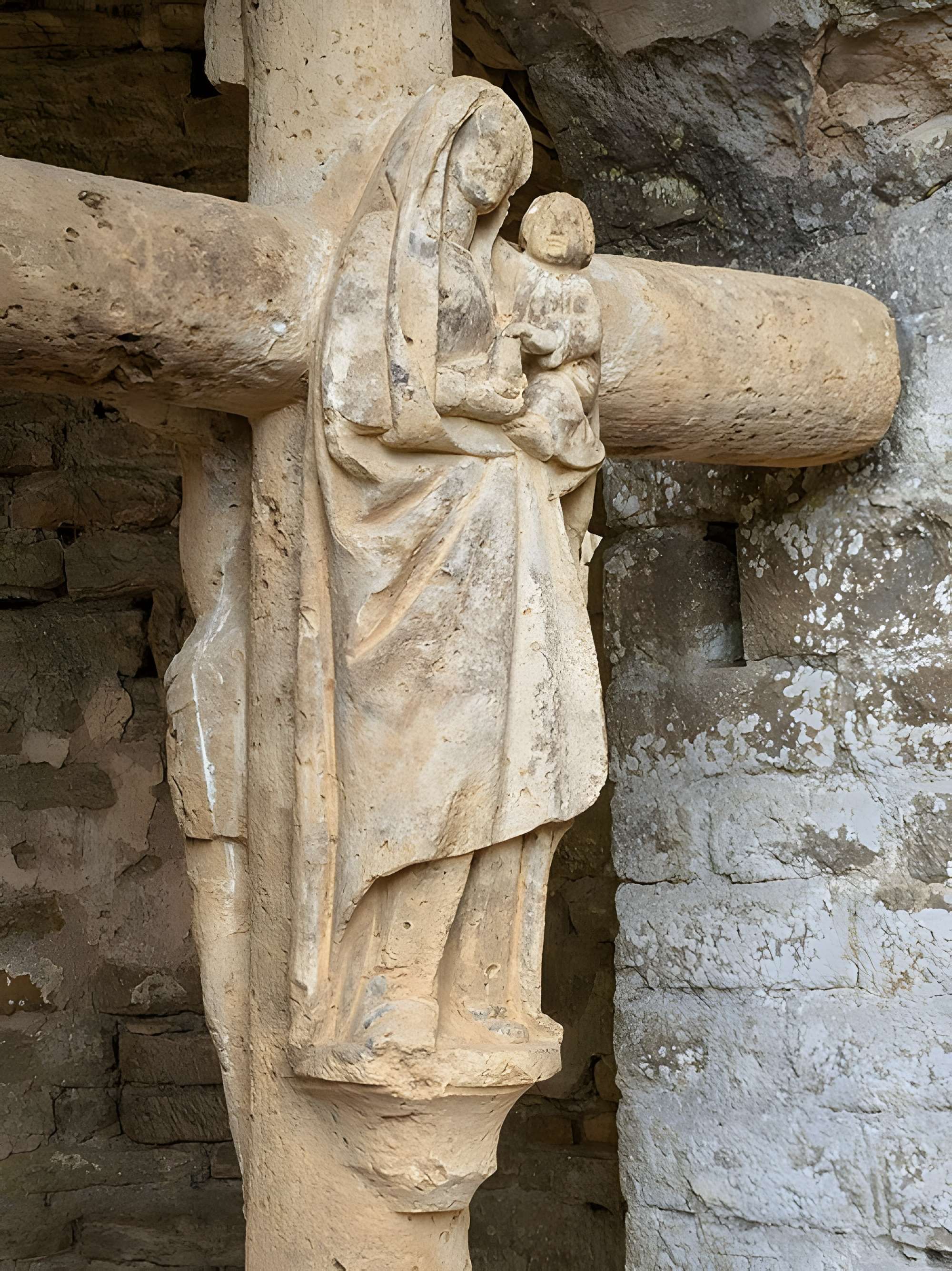 Eglise priorale (ruines de l'ancienne)