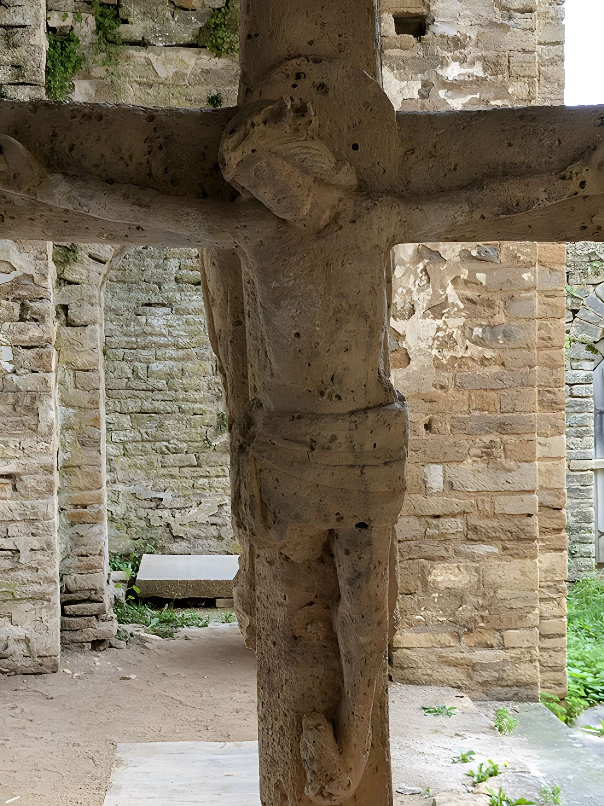 Eglise priorale (ruines de l'ancienne)