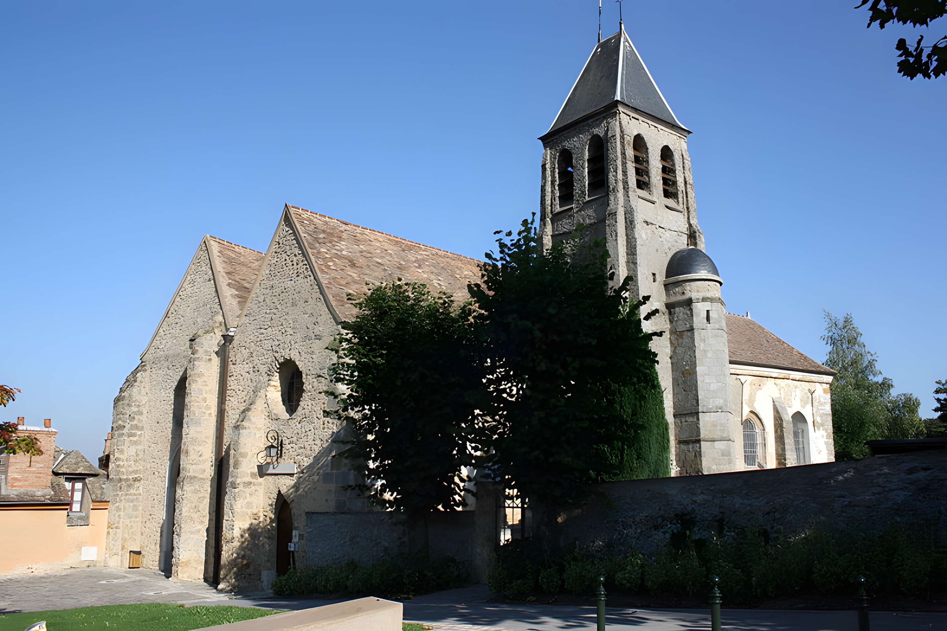 Église Saint-Clair de Gometz-le-Châtel
