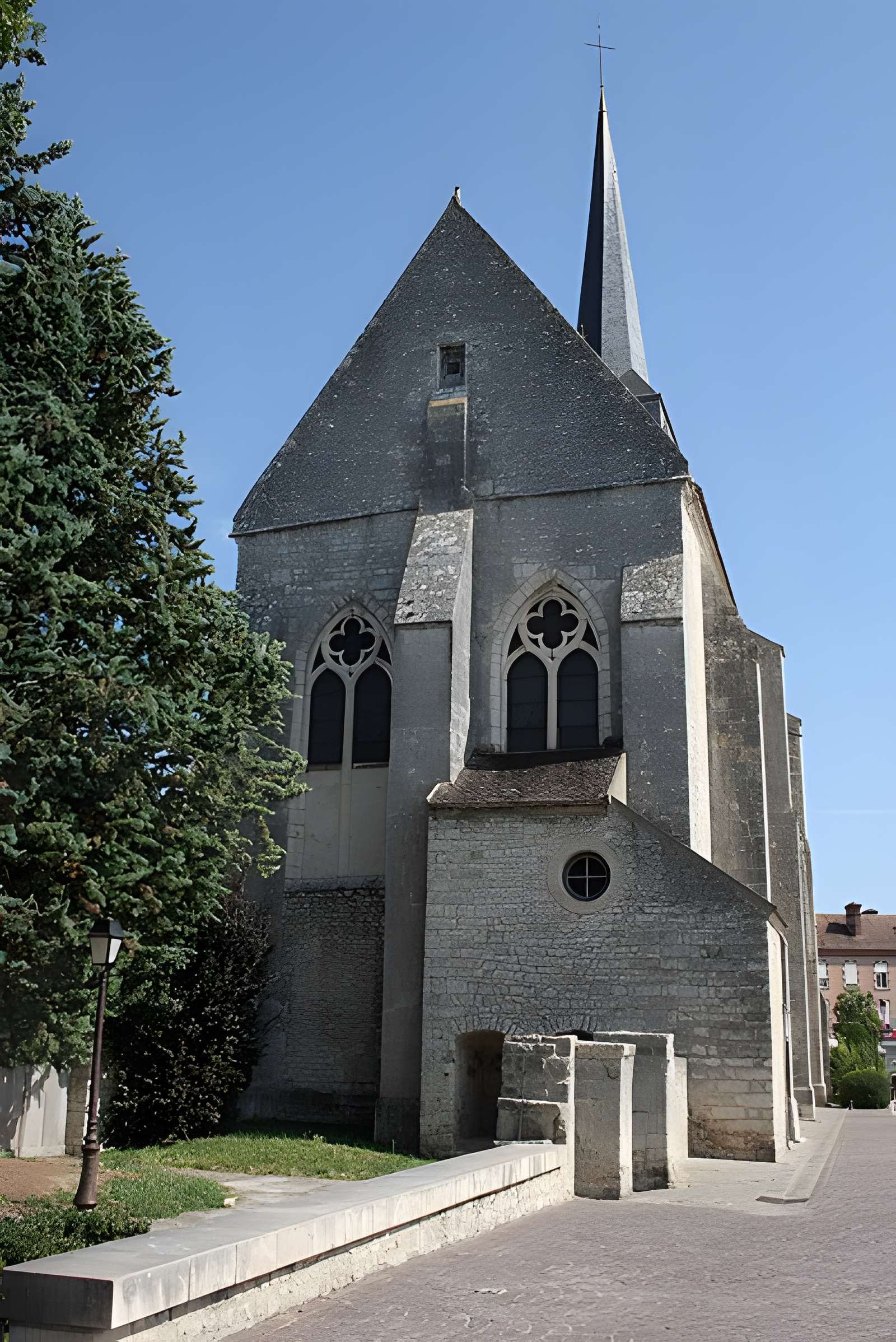 Église Saint-Clair-Saint-Léger de Souppes-sur-Loing