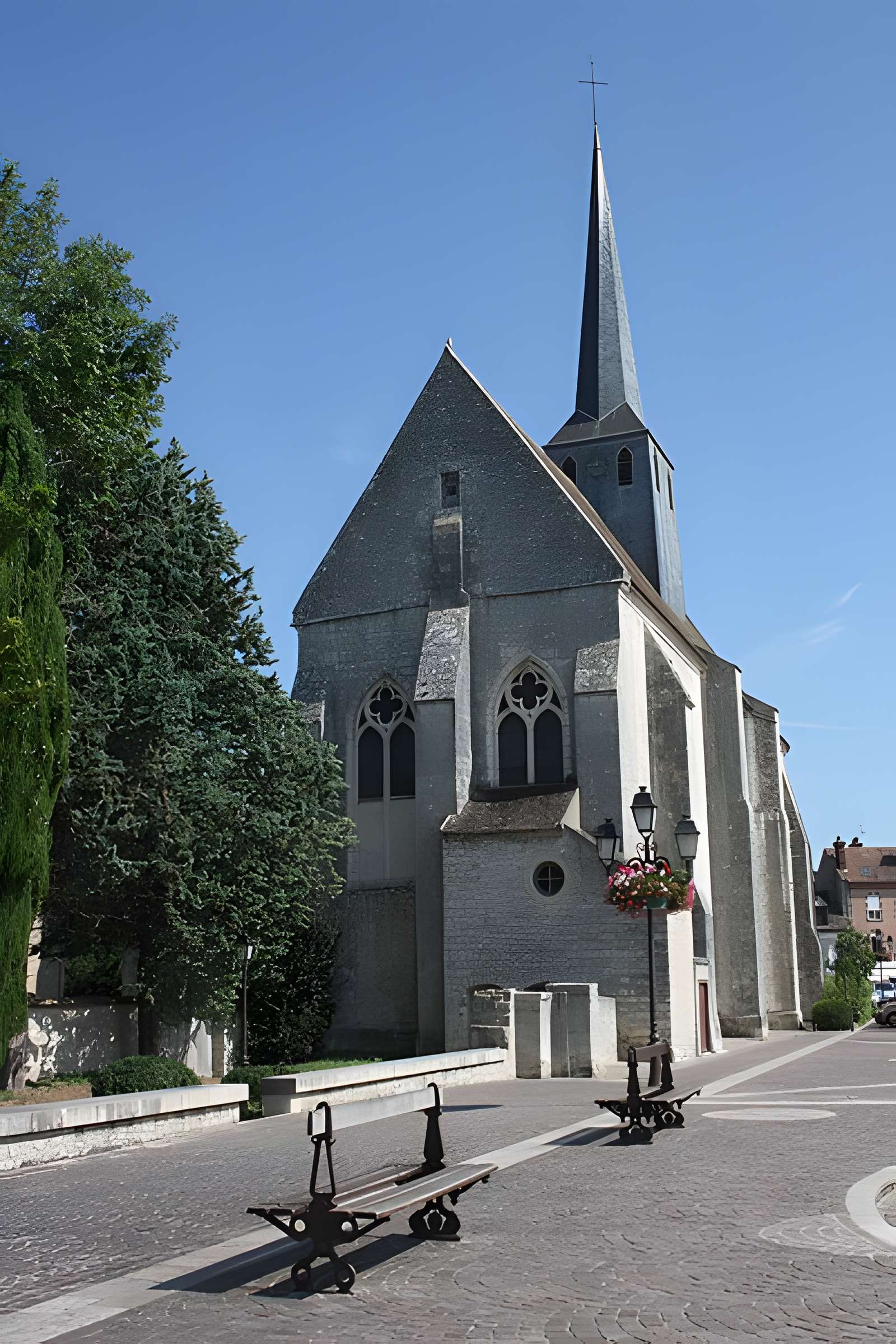 Église Saint-Clair-Saint-Léger de Souppes-sur-Loing