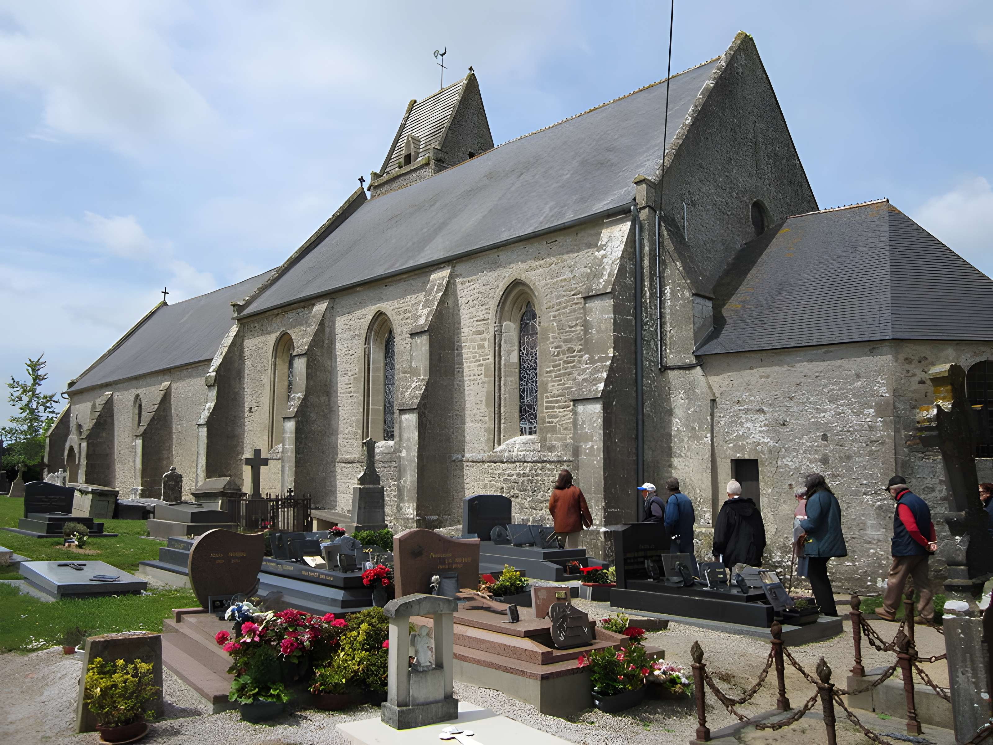 Église Saint-Clément de Flottemanville