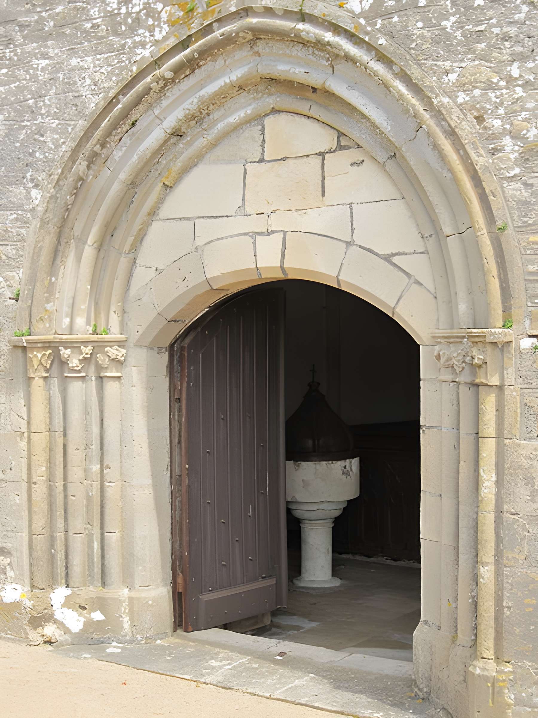 Église Saint-Clément de Flottemanville
