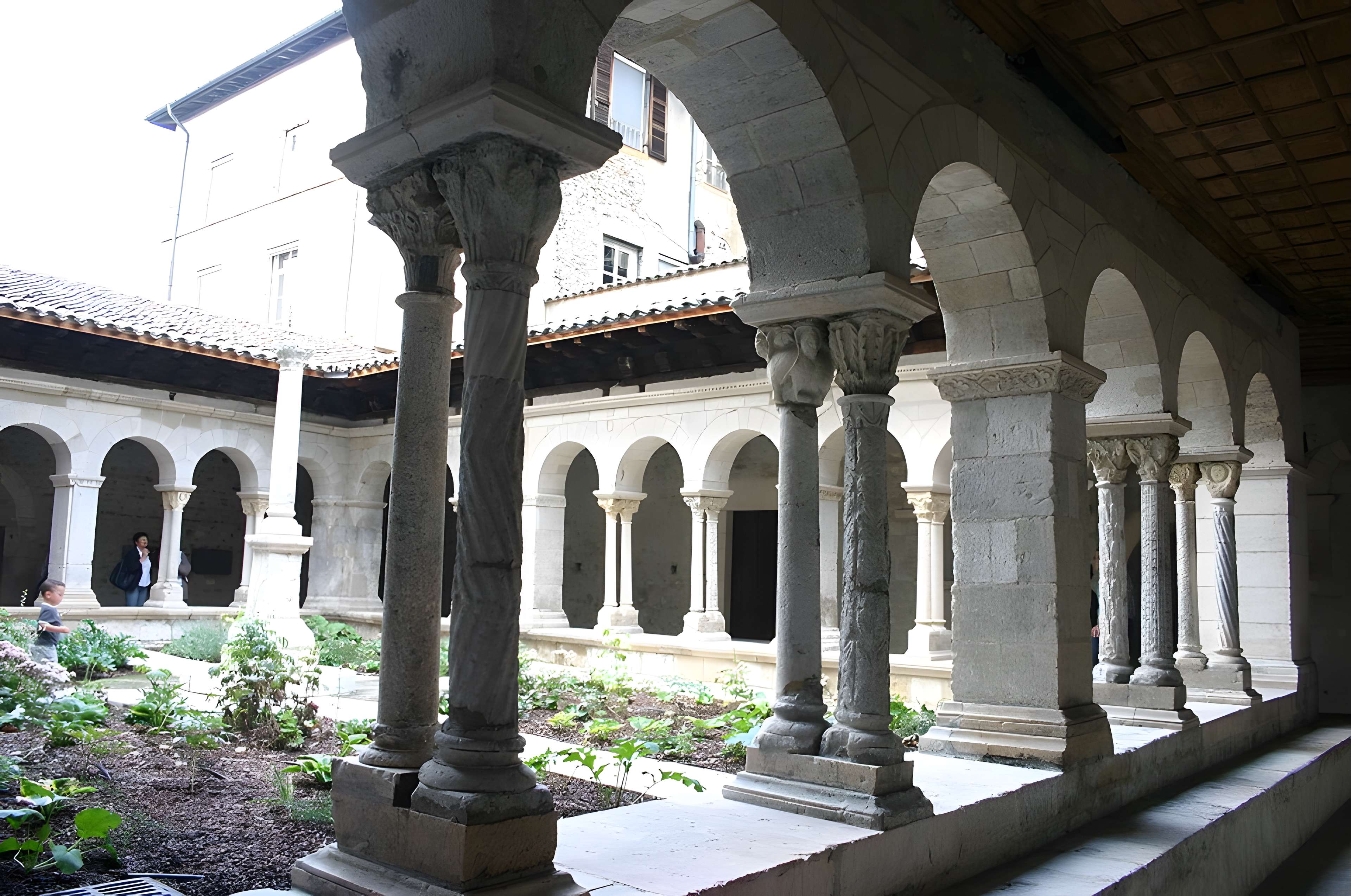 Abbaye de Saint-André-le-Bas