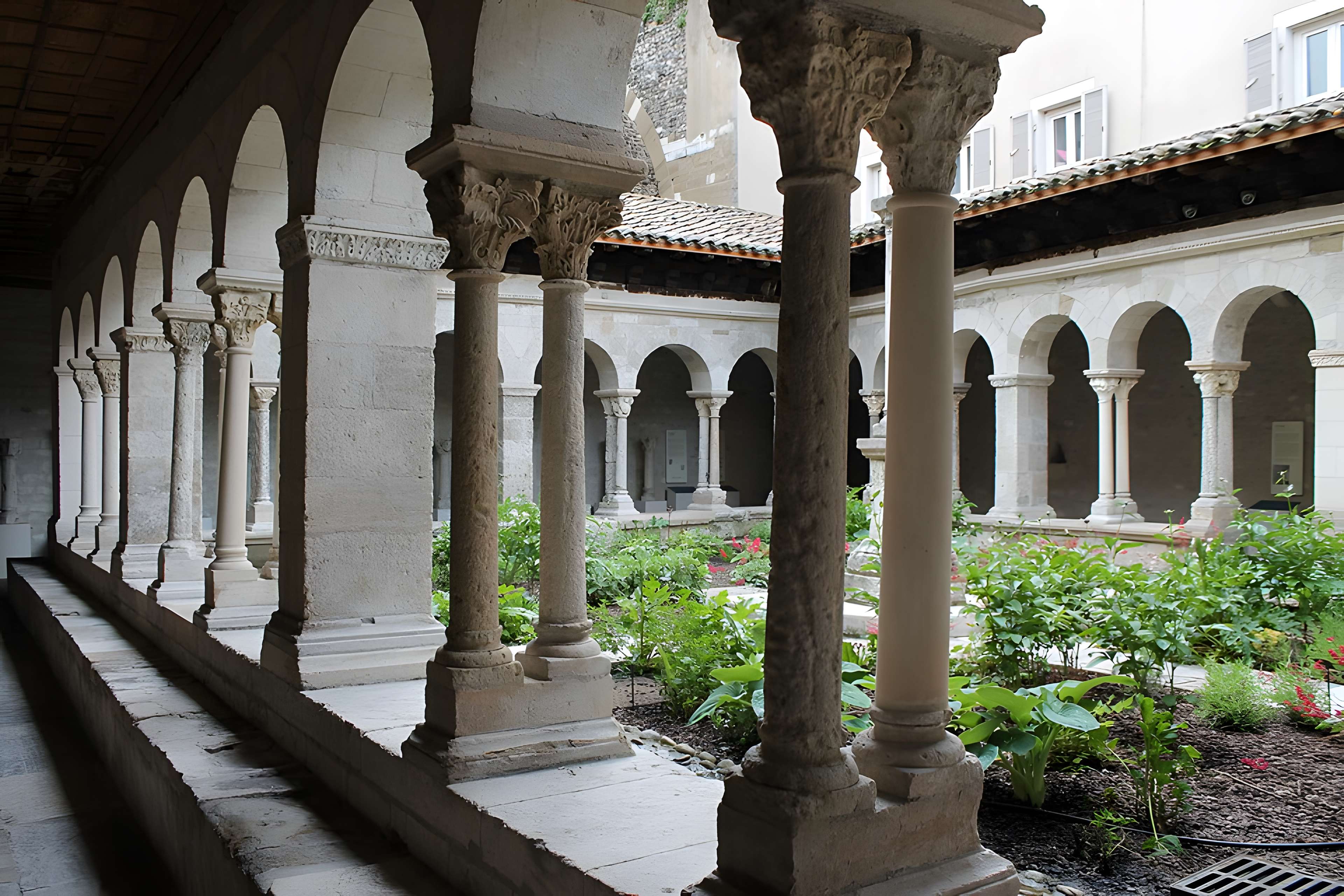 Abbaye de Saint-André-le-Bas