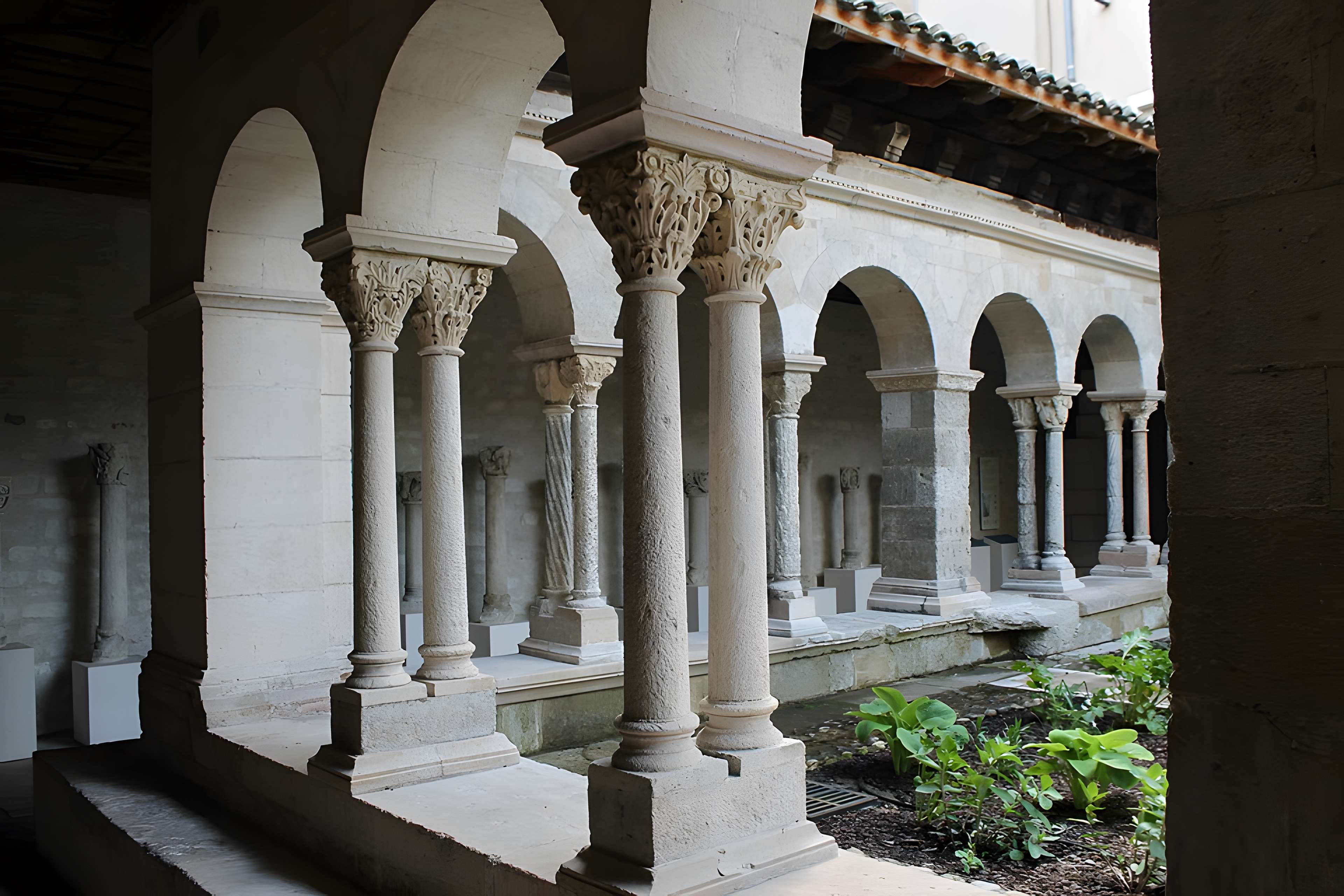 Abbaye de Saint-André-le-Bas