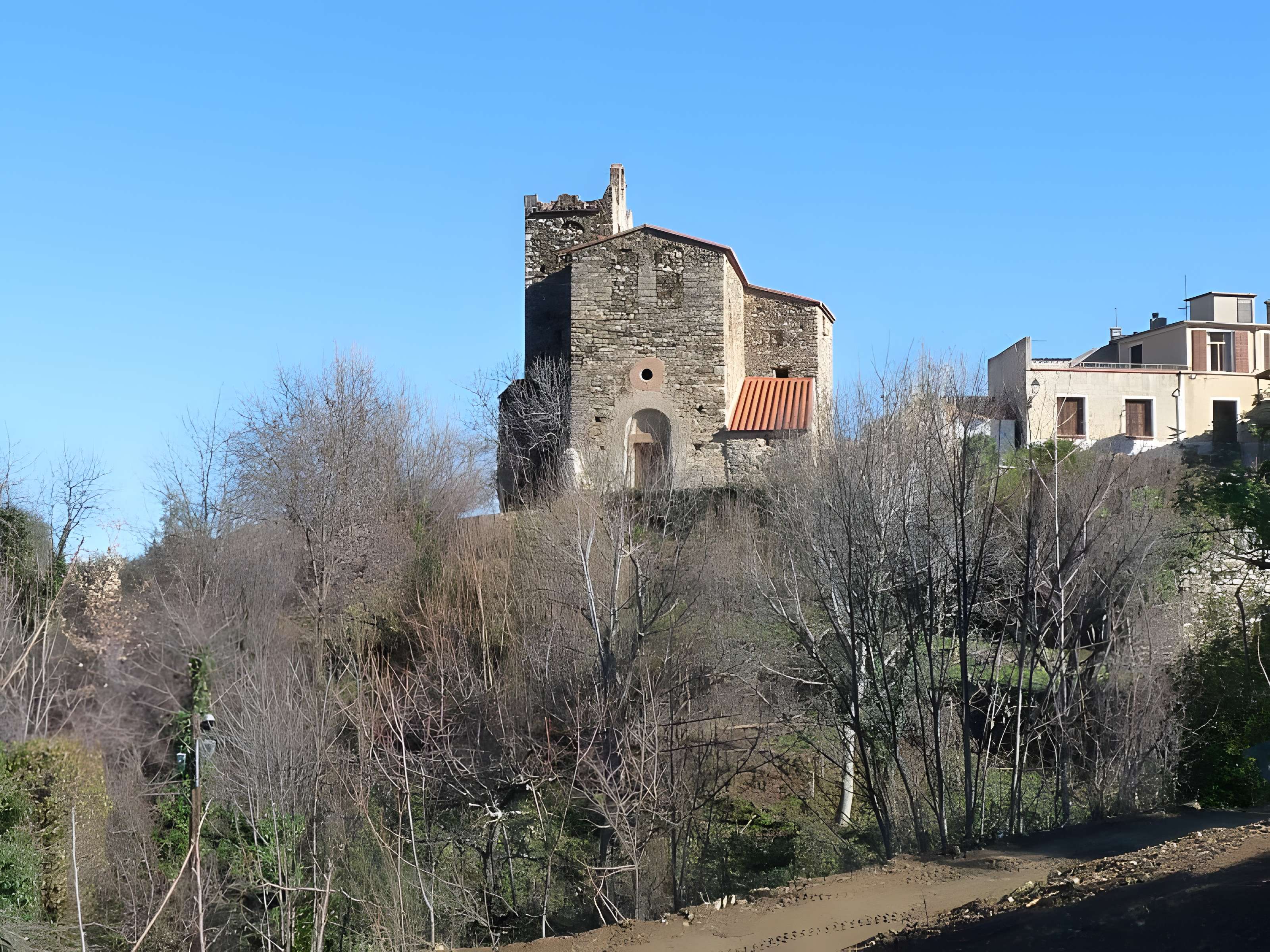 Église Saint-Clément de Sirach