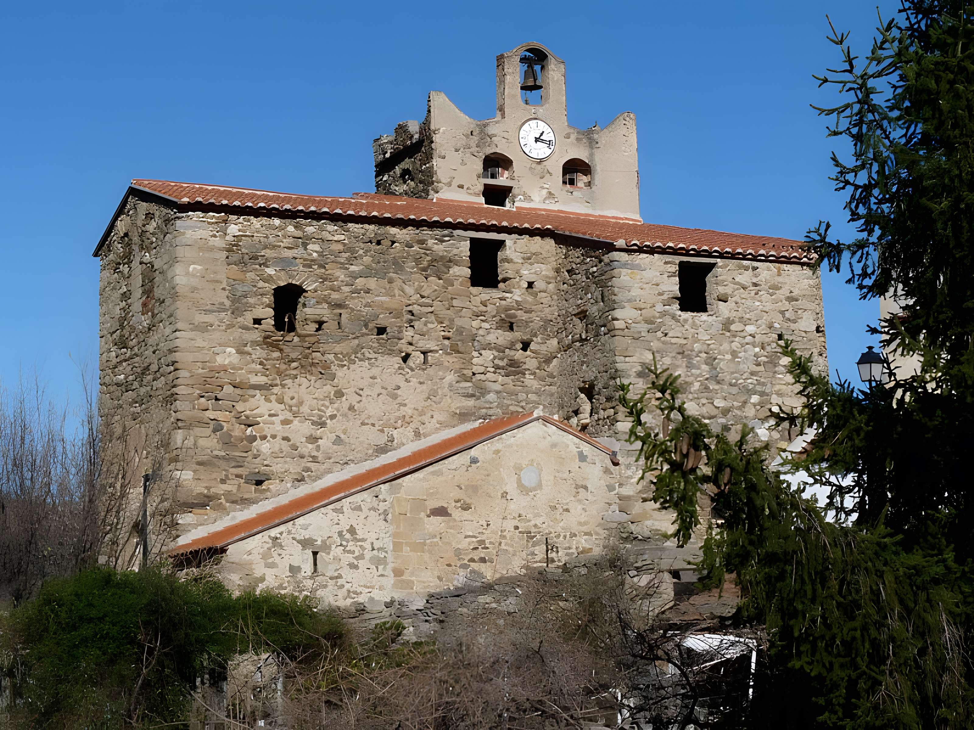 Église Saint-Clément de Sirach