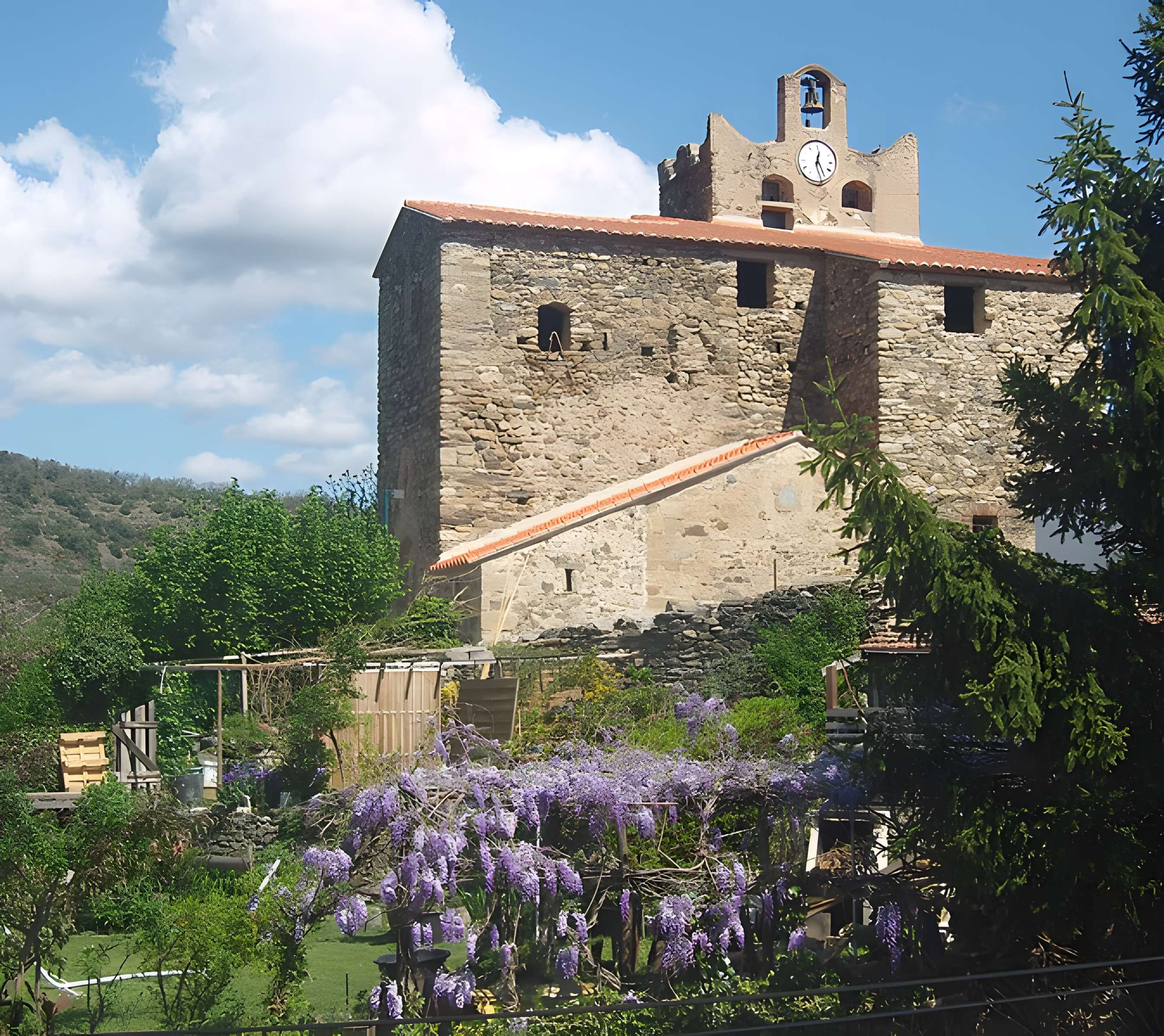 Église Saint-Clément de Sirach