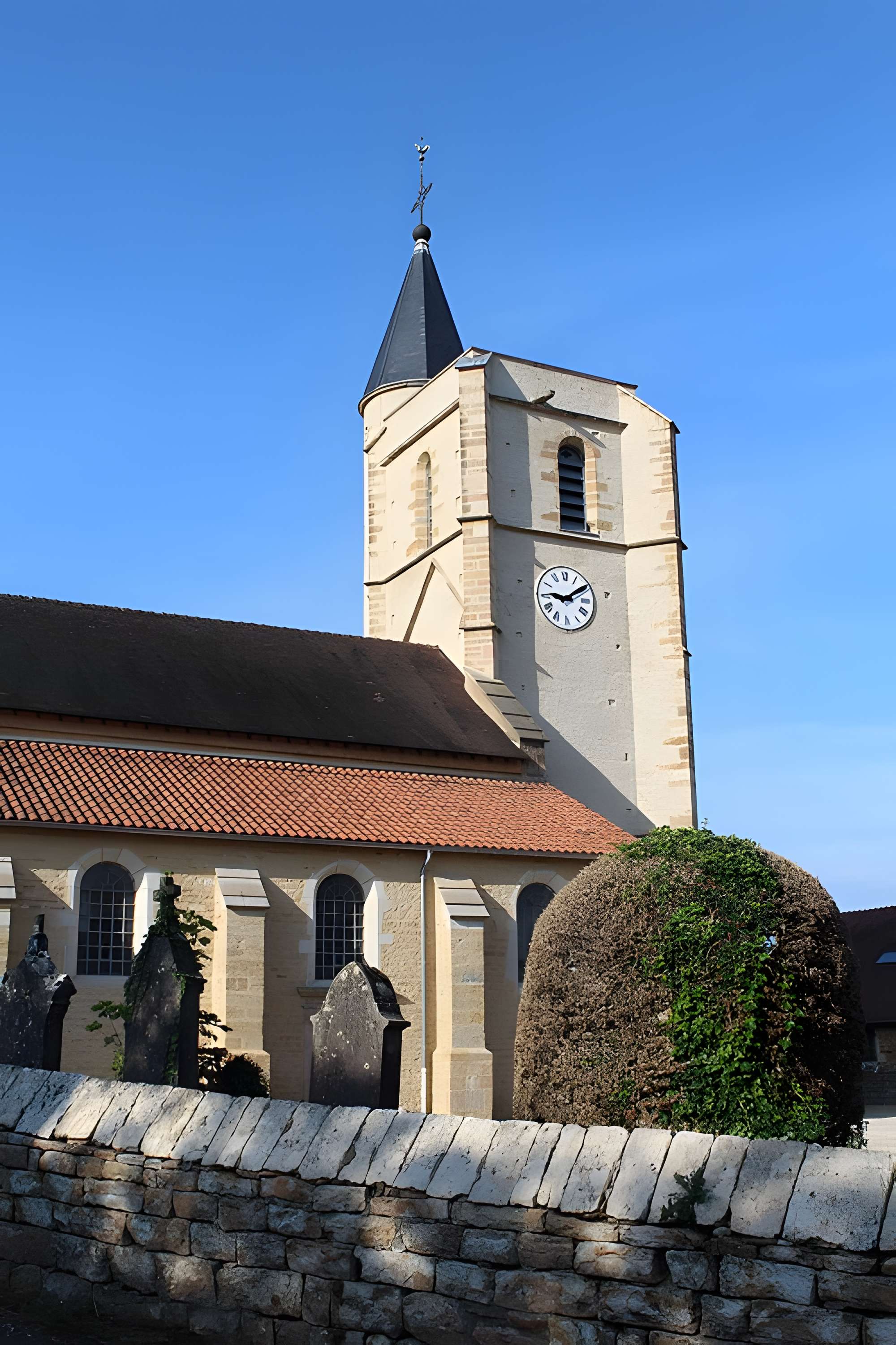 Église Saint-Cloud de Maynal