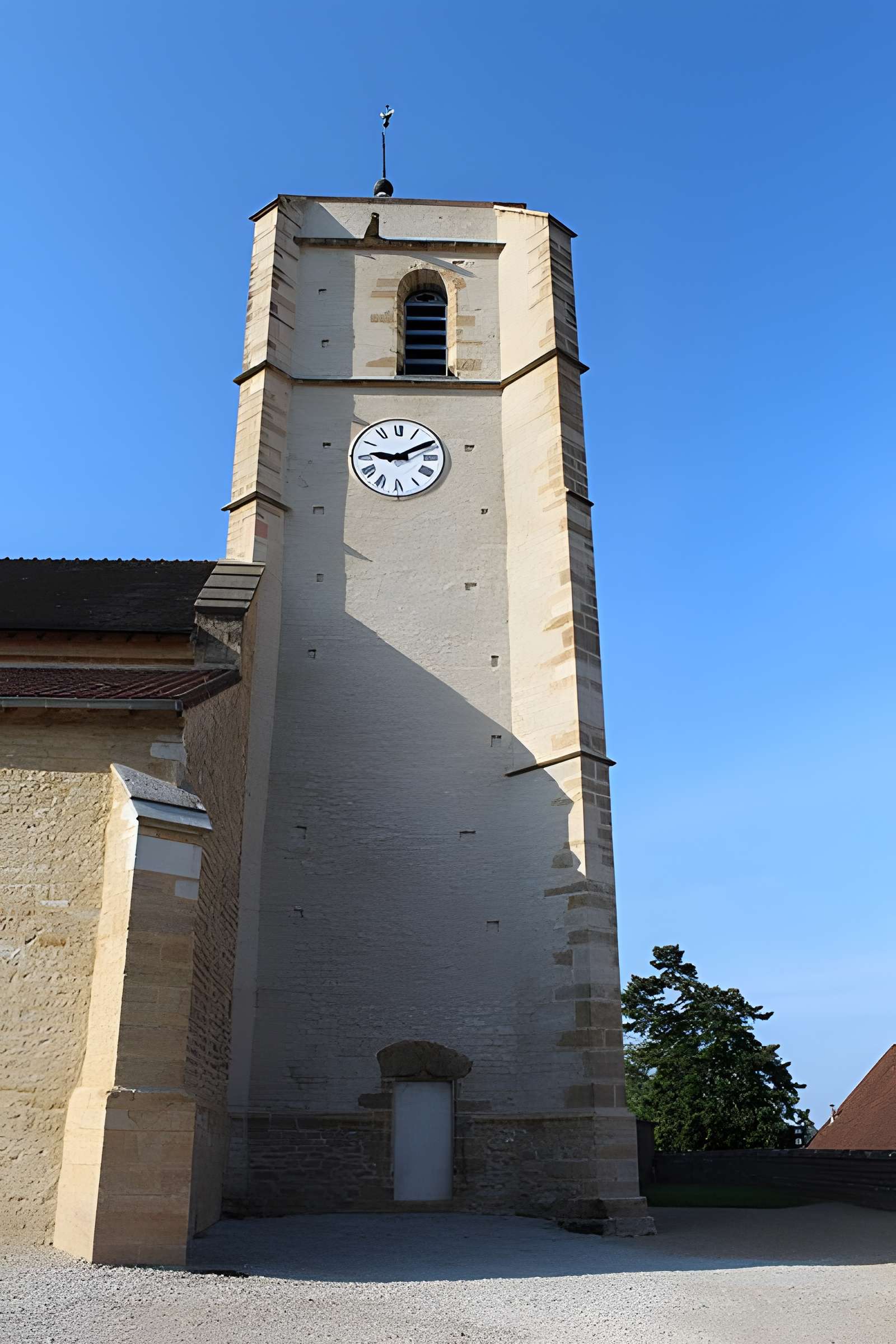 Église Saint-Cloud de Maynal