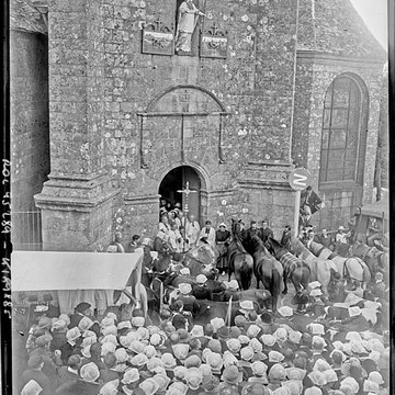 Église Saint-Cornély de Carnac