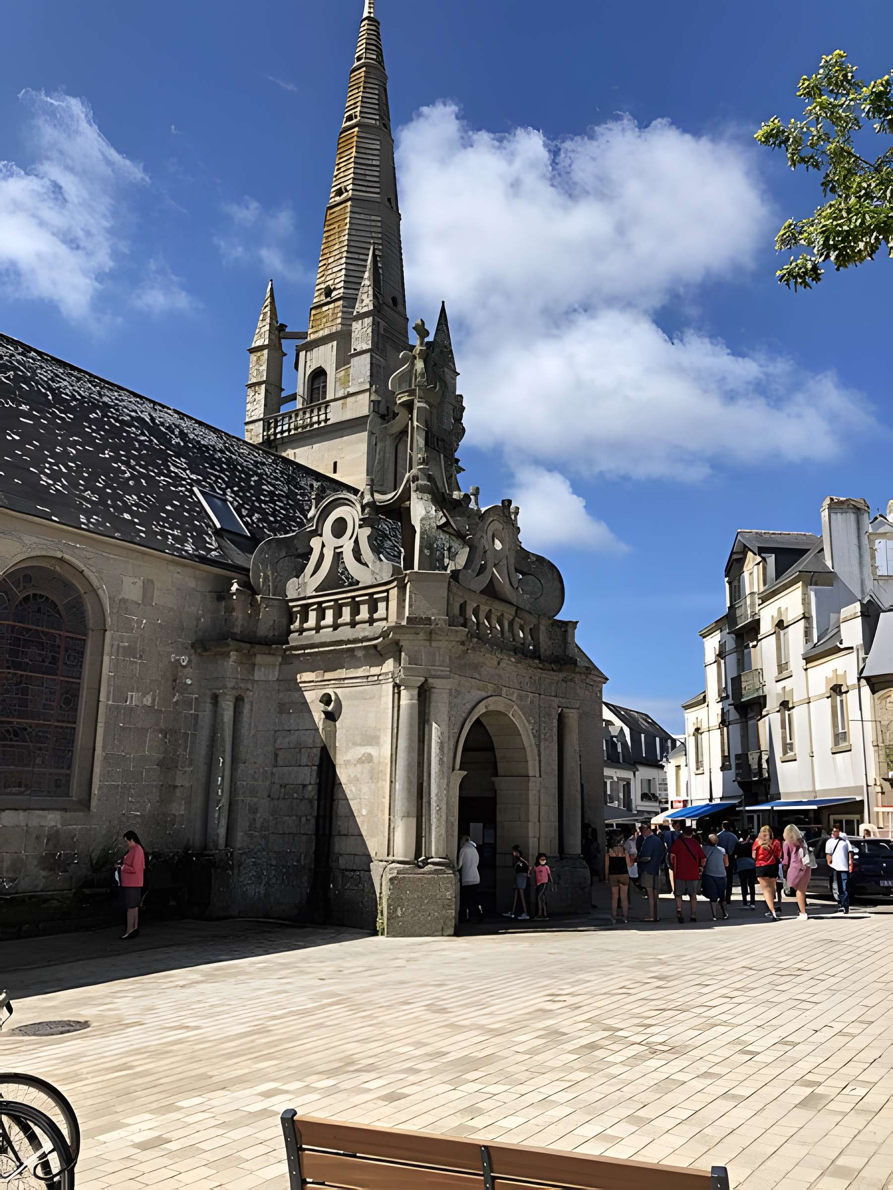 Église Saint-Cornély de Carnac