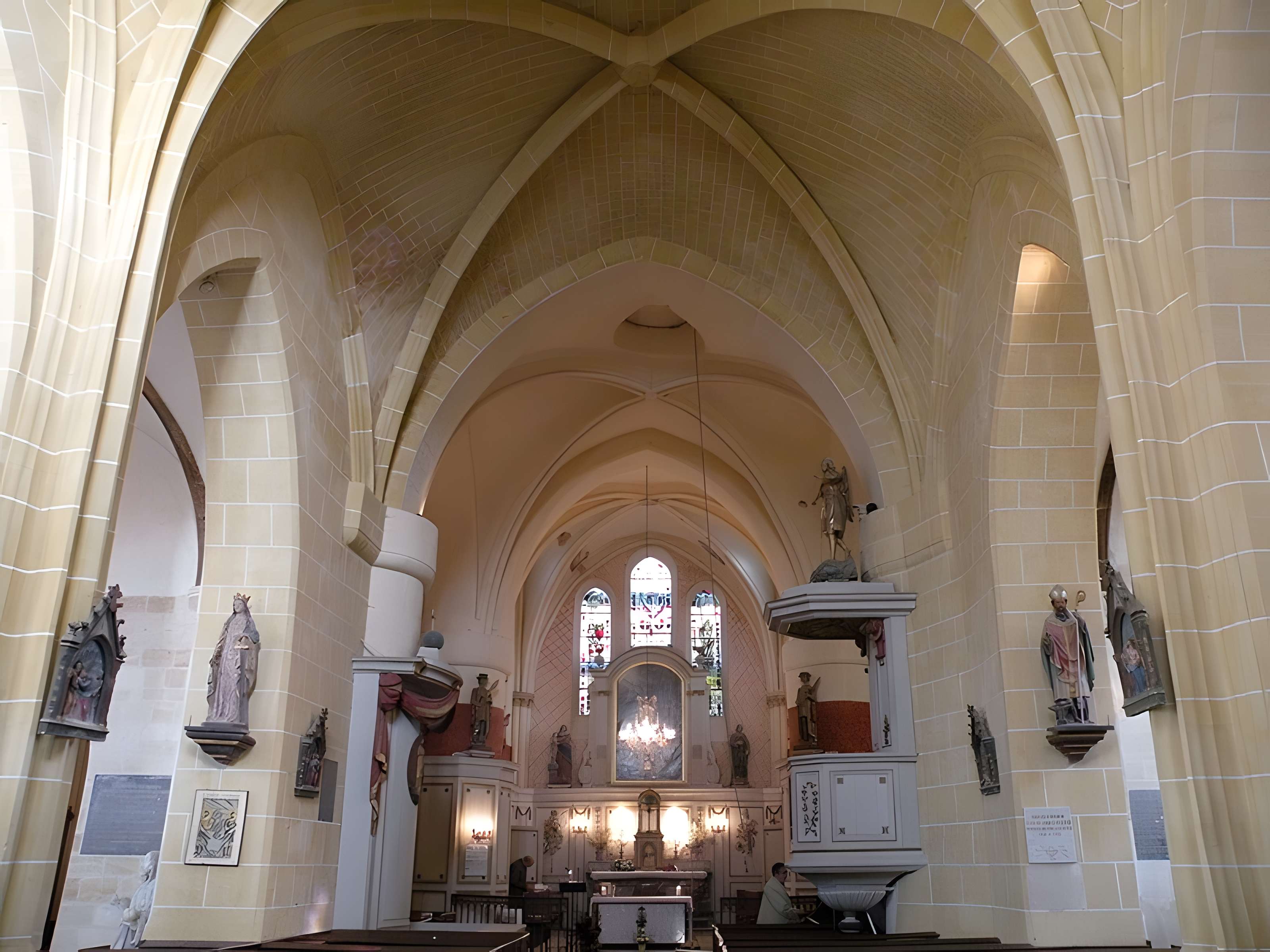 Église Saint-Crépin-et-Saint-Crépinien de Saint-Crépin-Ibouvillers