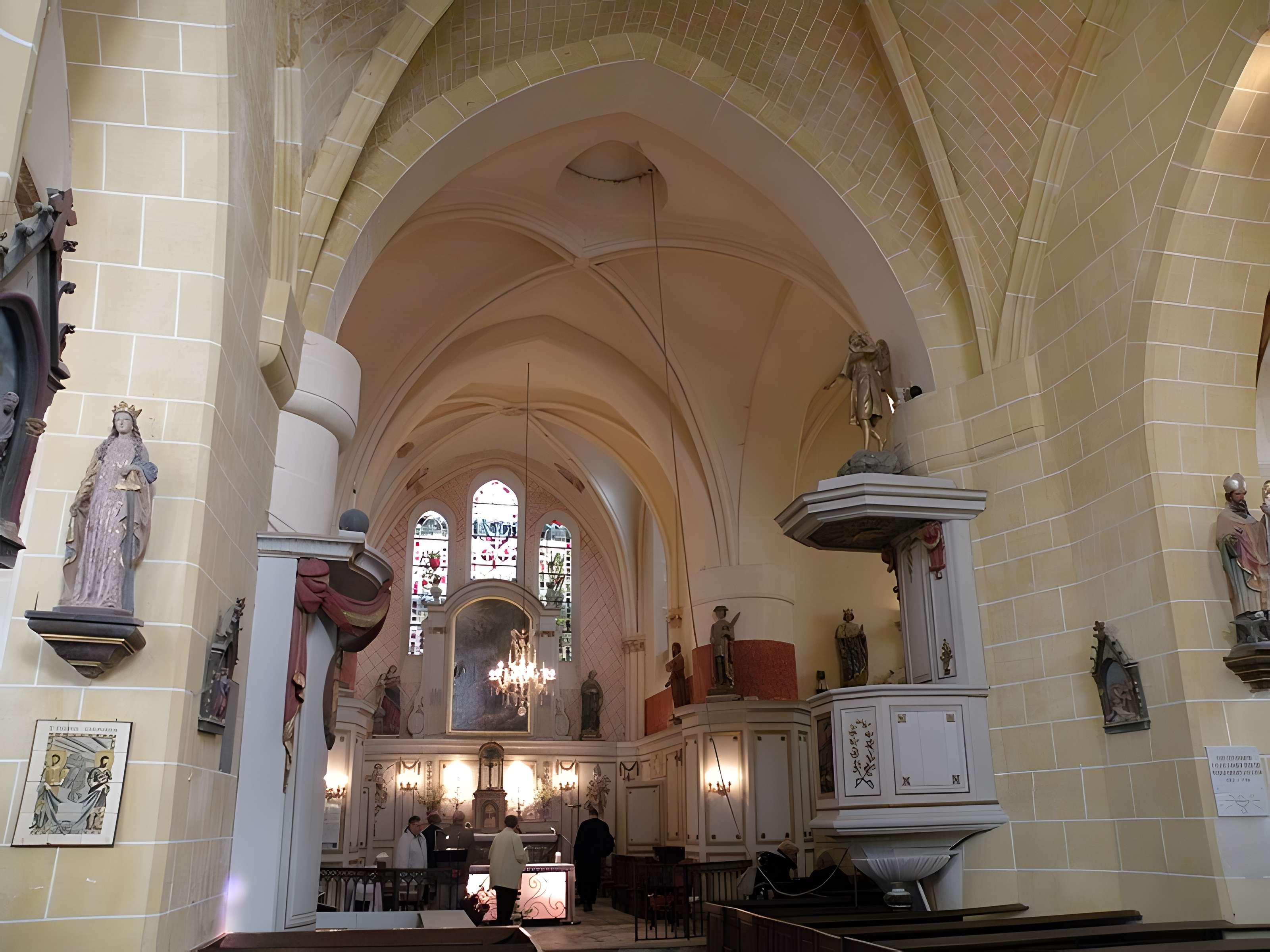 Église Saint-Crépin-et-Saint-Crépinien de Saint-Crépin-Ibouvillers