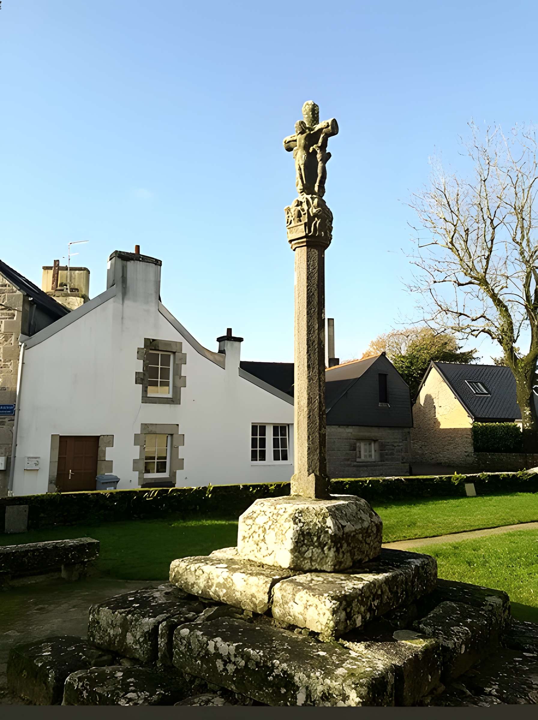 Église Saint-Cuffan de Pluguffan