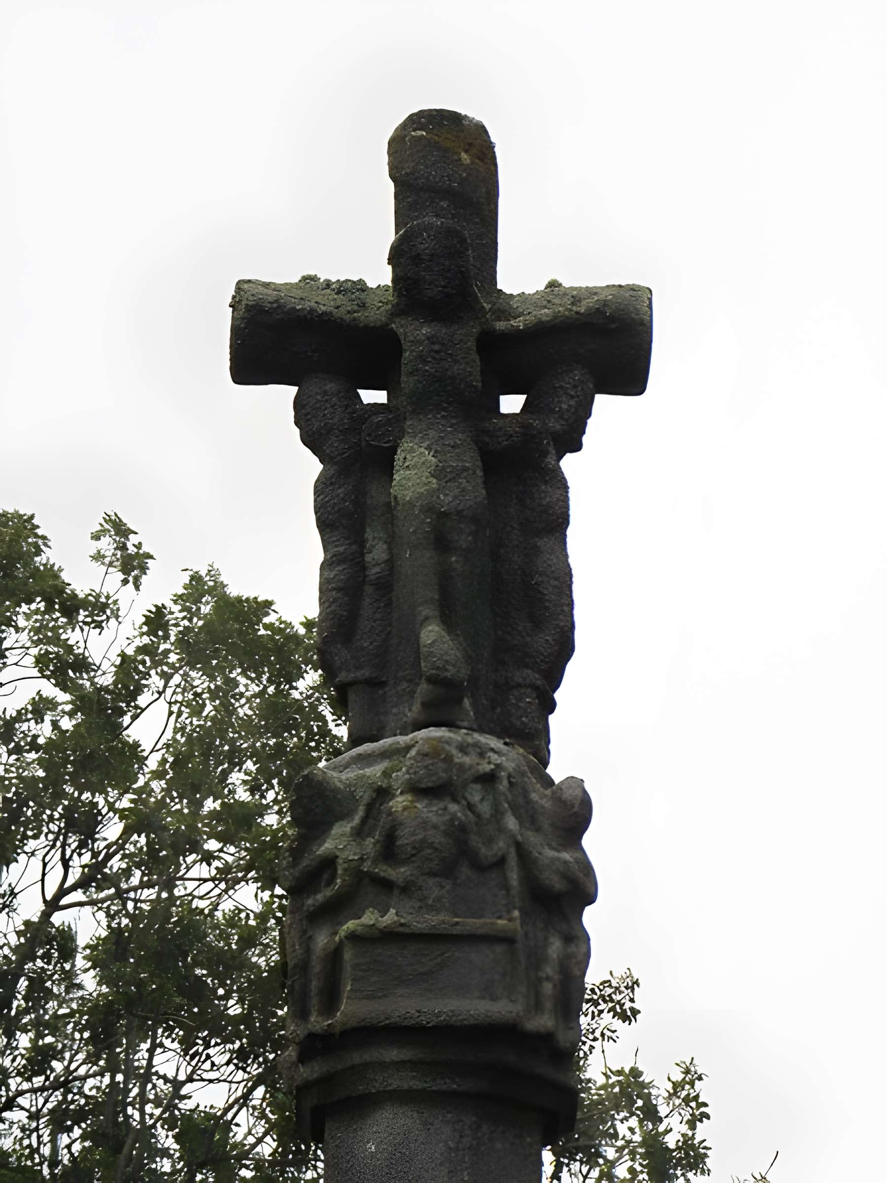Église Saint-Cuffan de Pluguffan