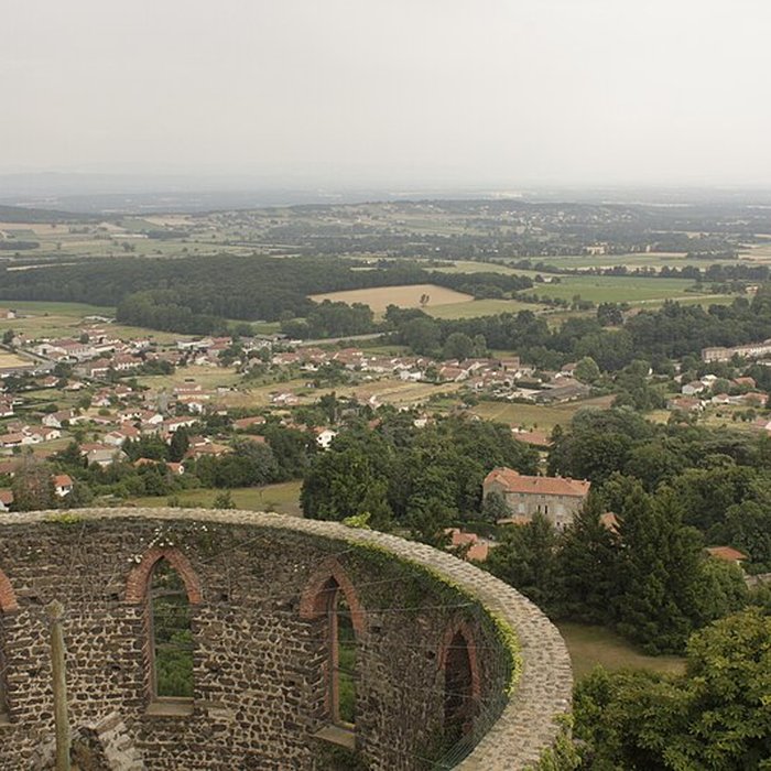 Photo de Église Saint-Cyr de Marcilly-le-Châtel
