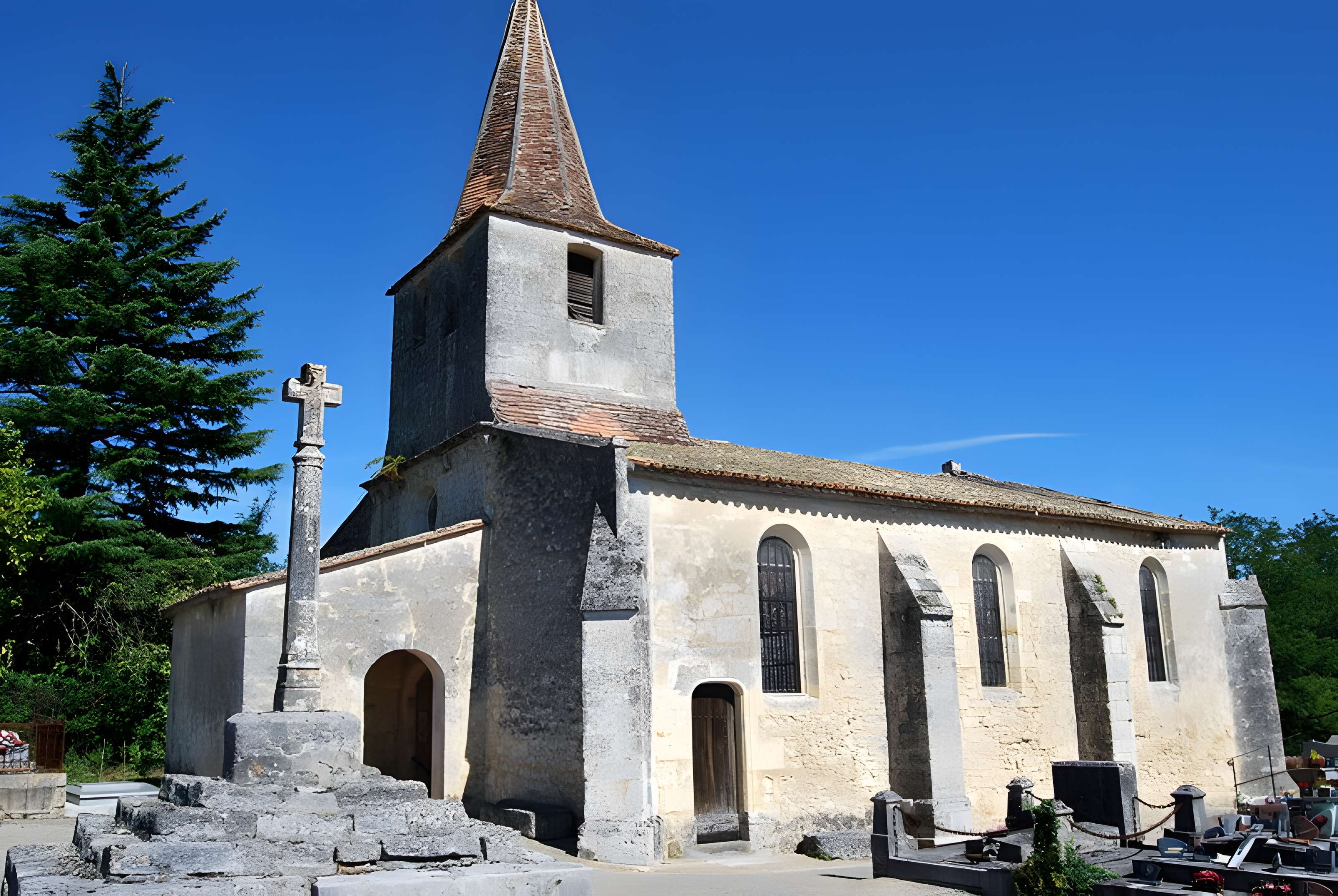 Église Saint-Cyr de Saint-Ciers-d'Abzac 