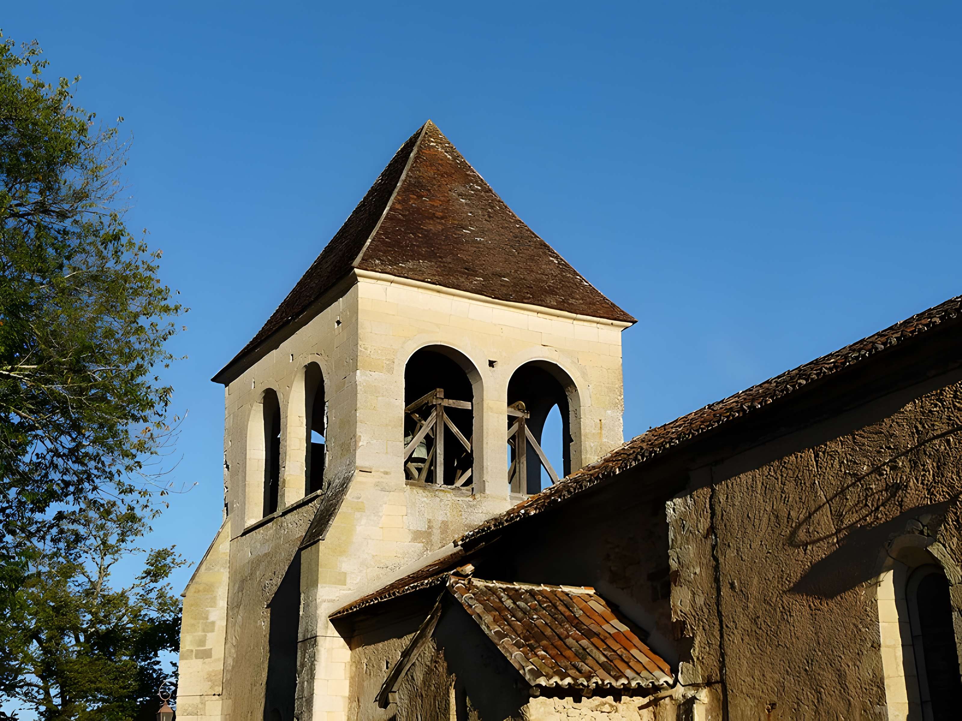 Église Saint-Cyr de Saint-Geyrac