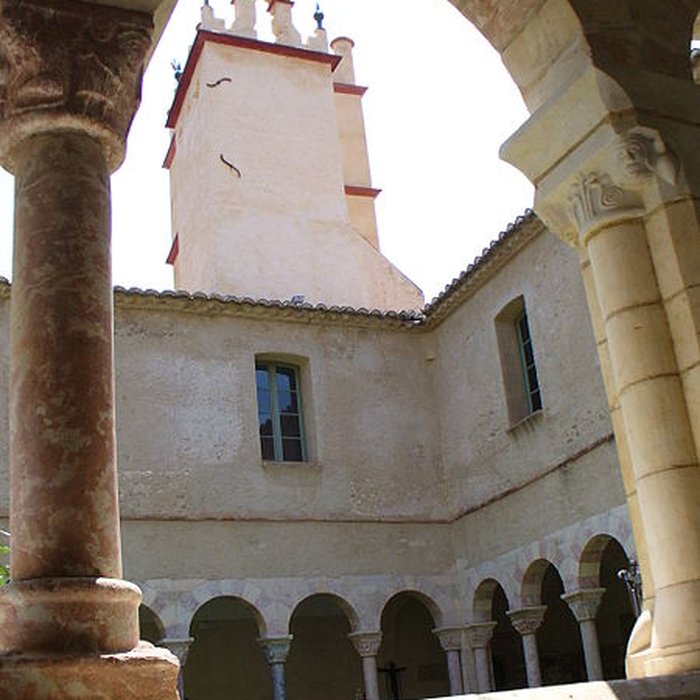 Photo de Abbaye de Saint-Génis des Fontaines