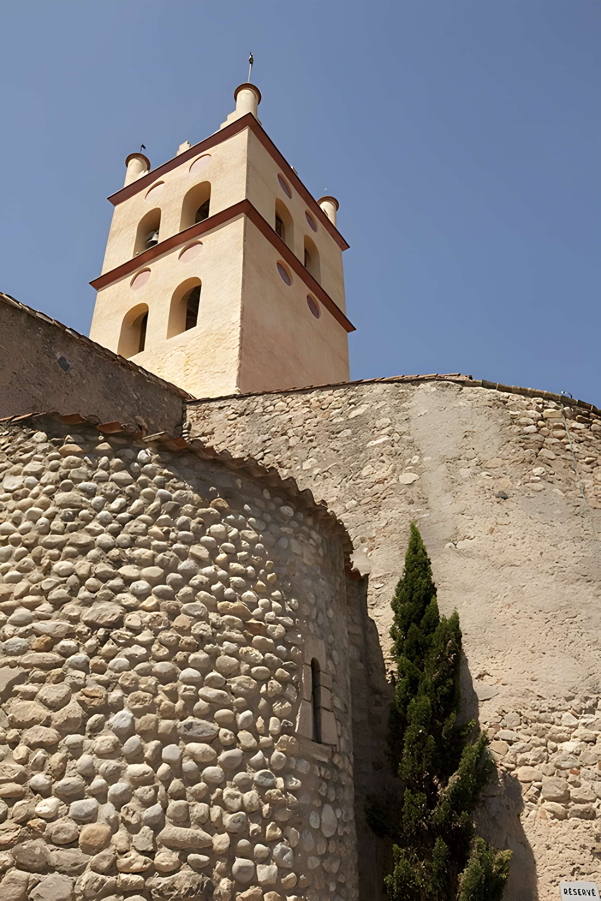 Abbaye de Saint-Génis des Fontaines