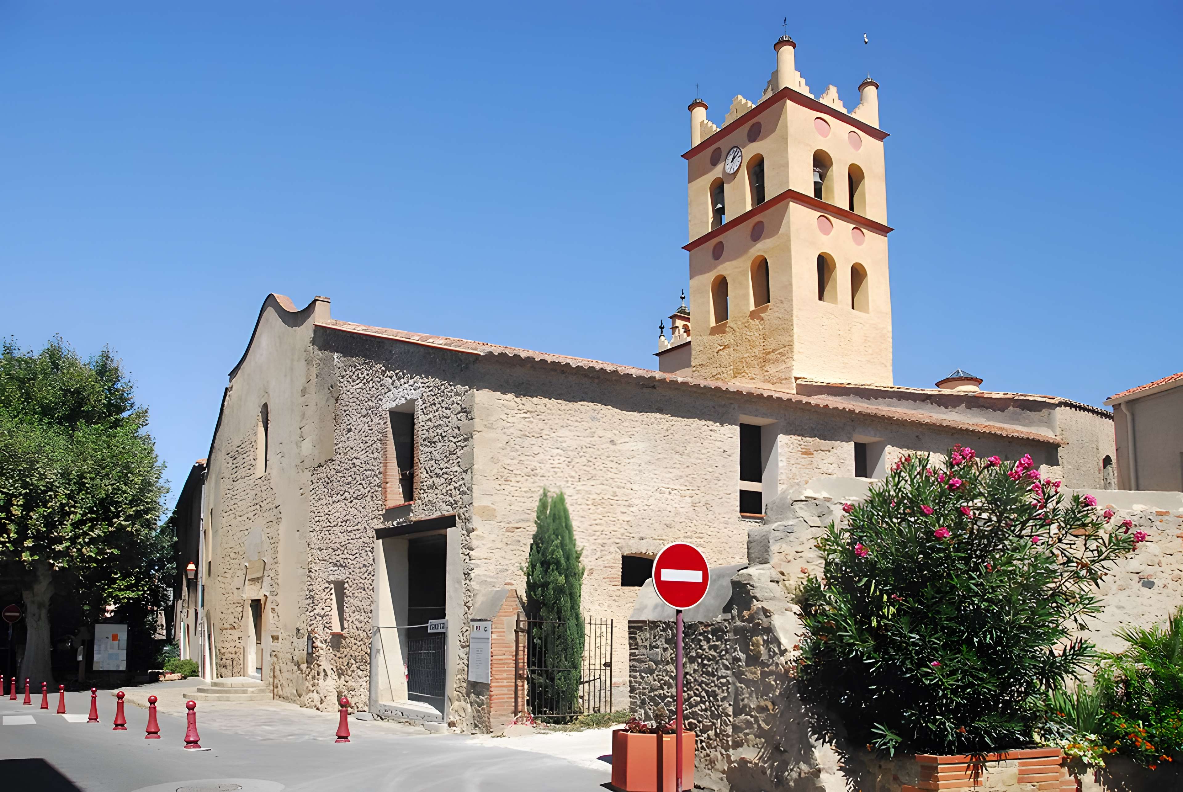 Abbaye de Saint-Génis des Fontaines