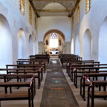 Église Saint-Cyr-et-Sainte-Julitte dAmbon