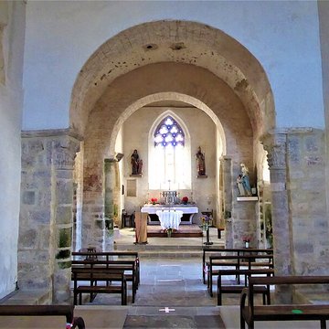 Église Saint-Cyr-et-Sainte-Julitte dAmbon