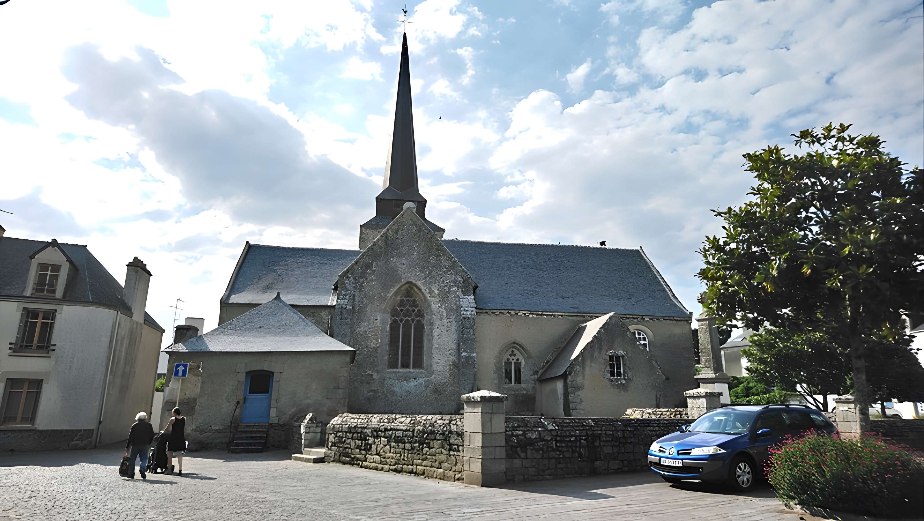 Église Saint-Cyr-et-Sainte-Julitte d'Ambon
