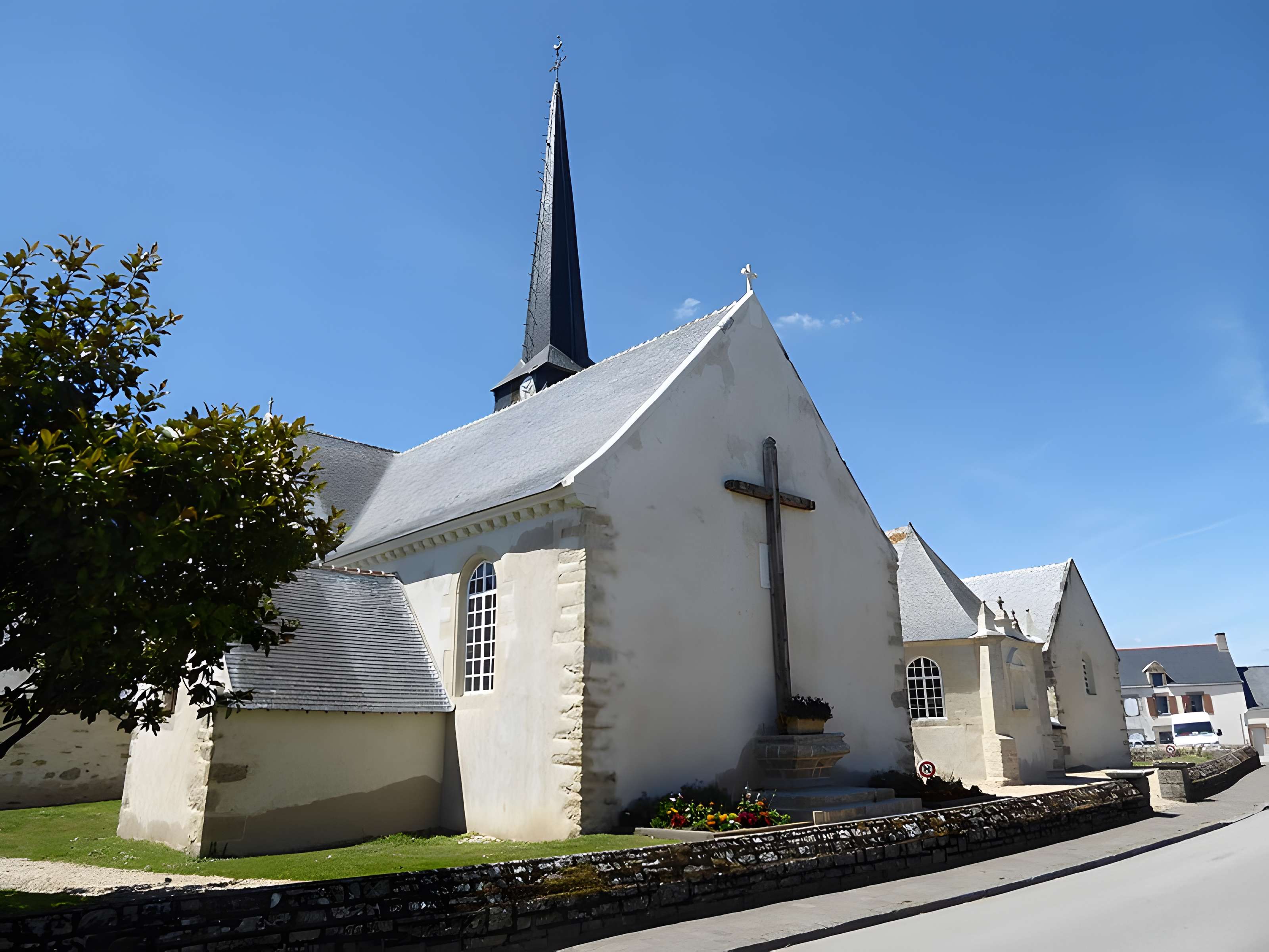 Église Saint-Cyr-et-Sainte-Julitte d'Ambon