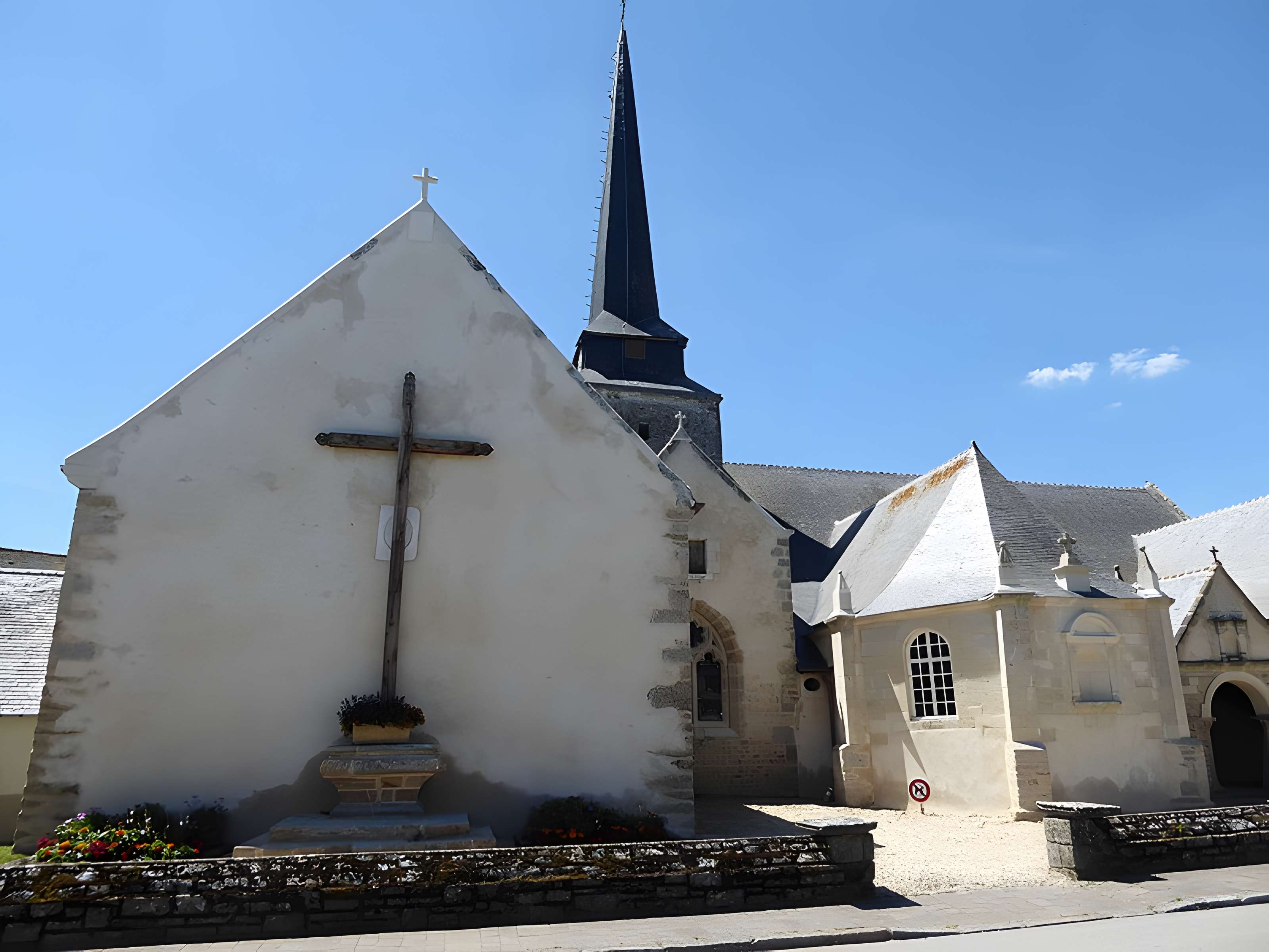 Église Saint-Cyr-et-Sainte-Julitte d'Ambon