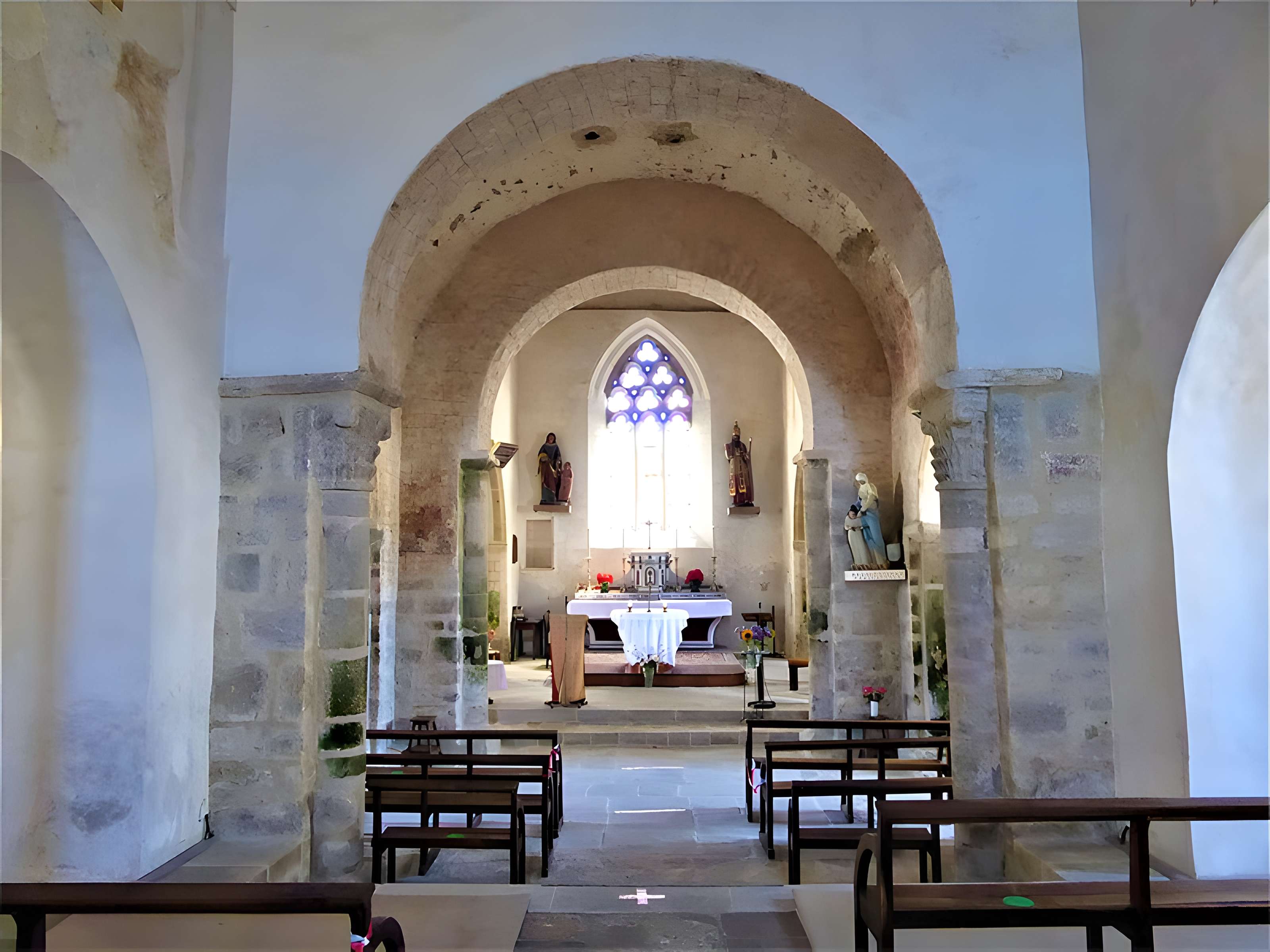 Église Saint-Cyr-et-Sainte-Julitte d'Ambon