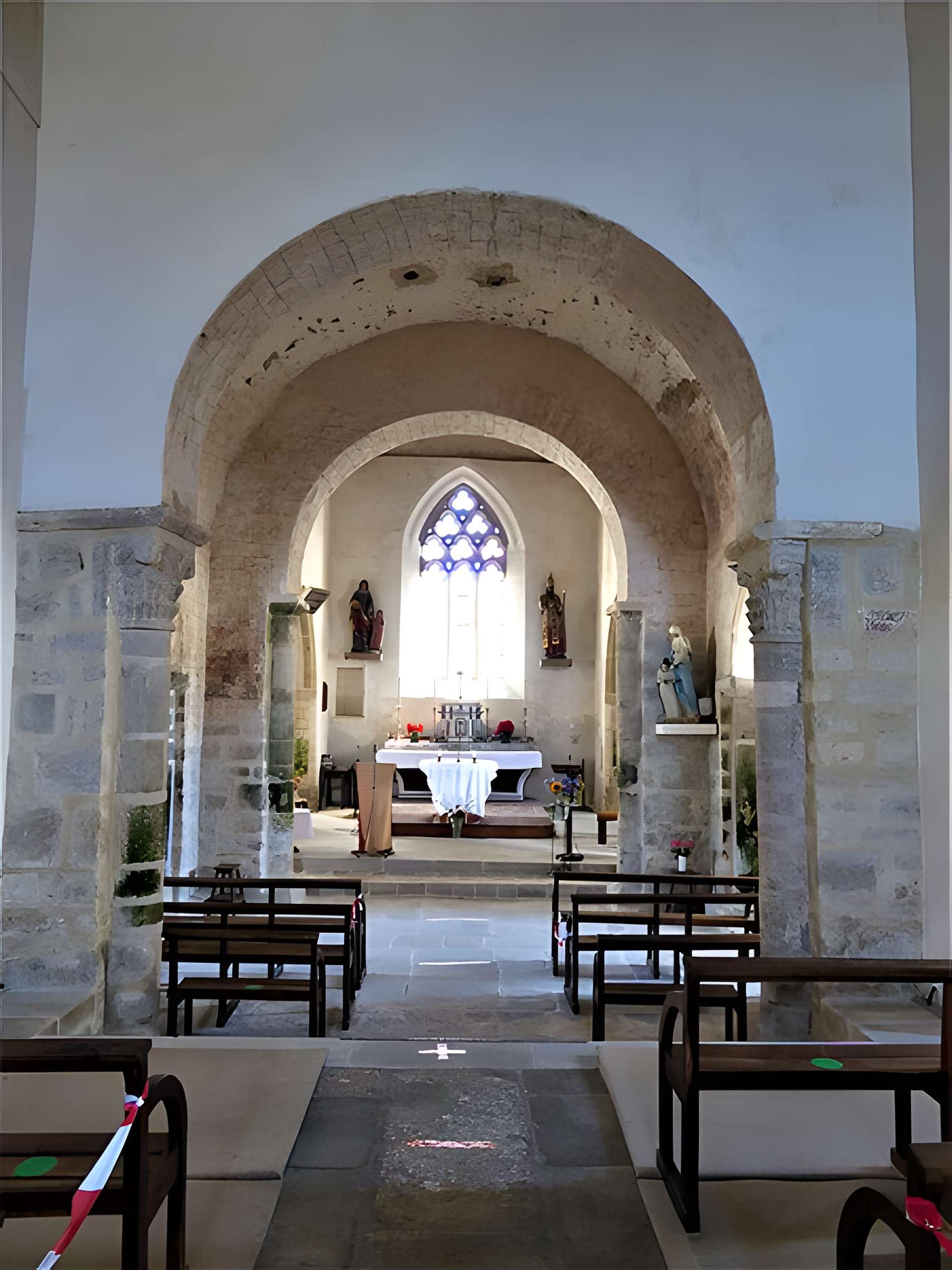 Église Saint-Cyr-et-Sainte-Julitte d'Ambon