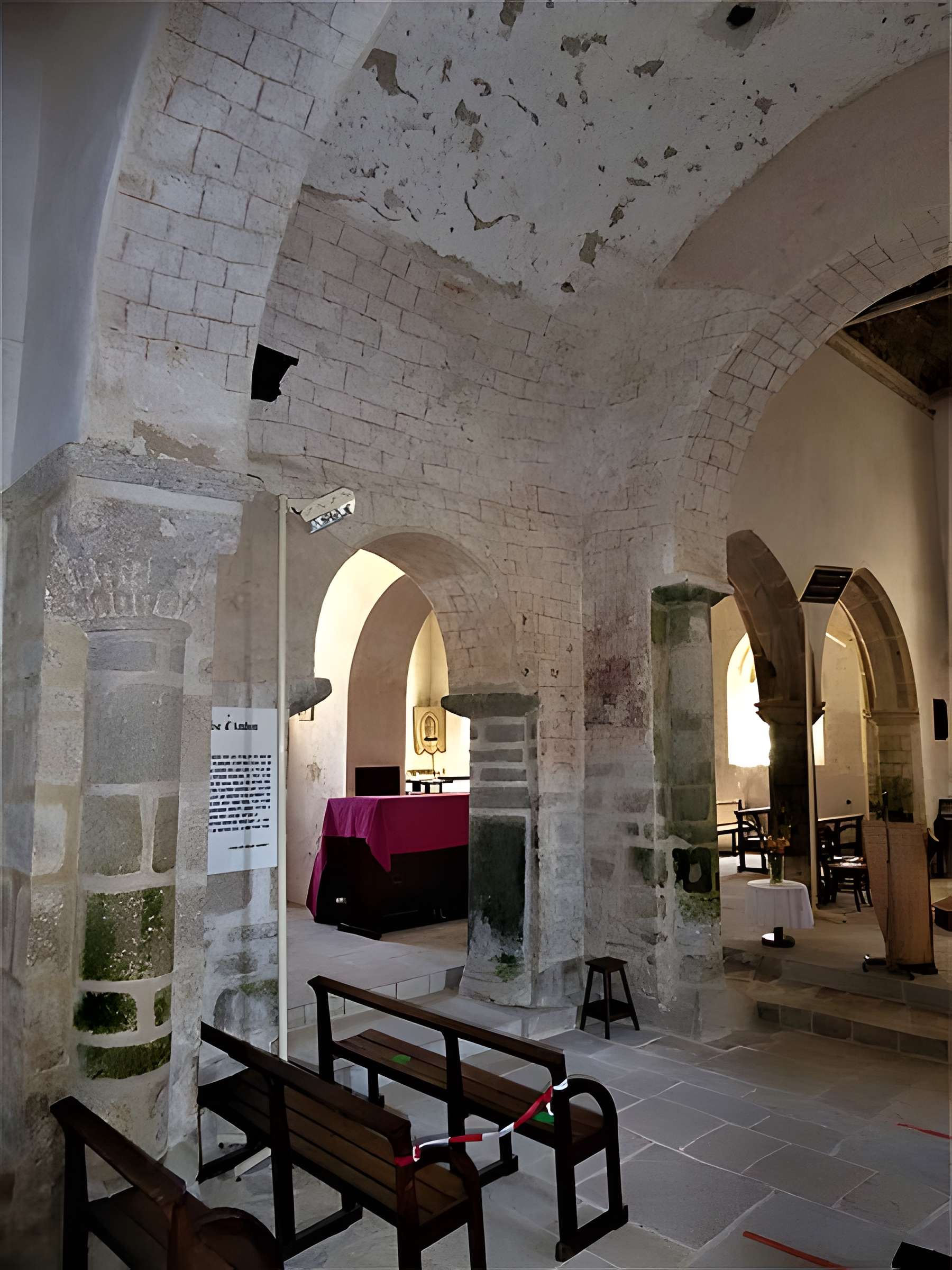 Église Saint-Cyr-et-Sainte-Julitte d'Ambon