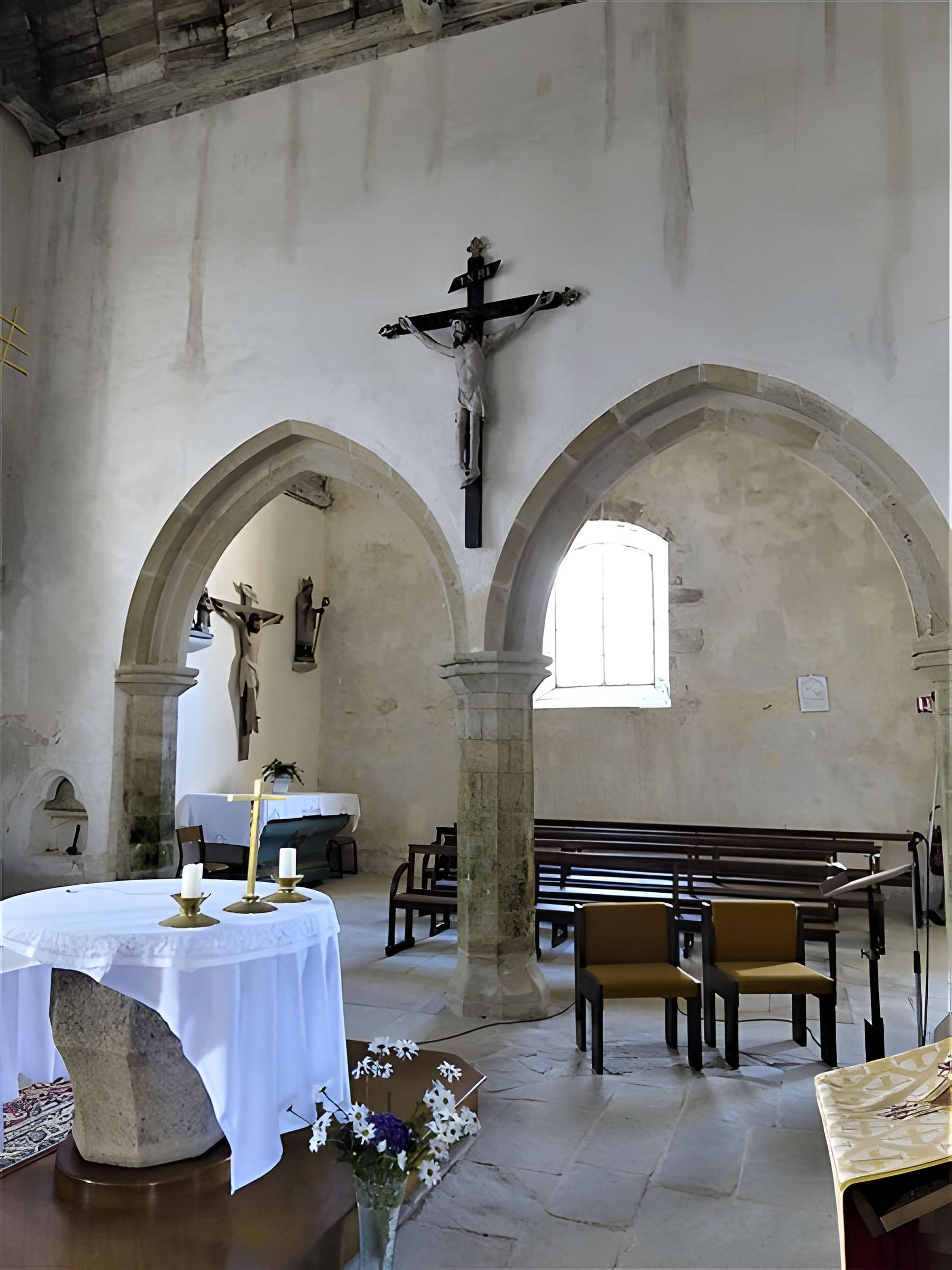 Église Saint-Cyr-et-Sainte-Julitte d'Ambon