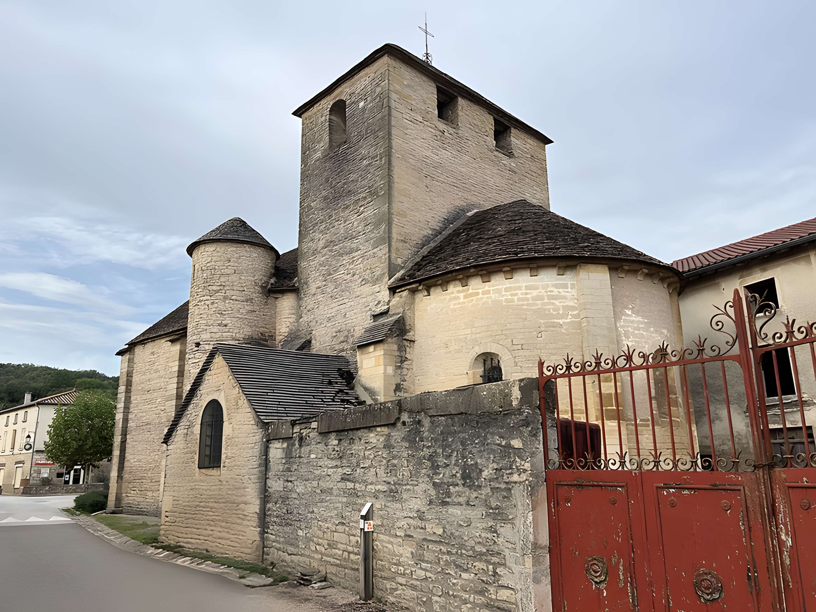 Église Saint-Cyr-et-Sainte-Julitte de Bissy-la-Mâconnaise