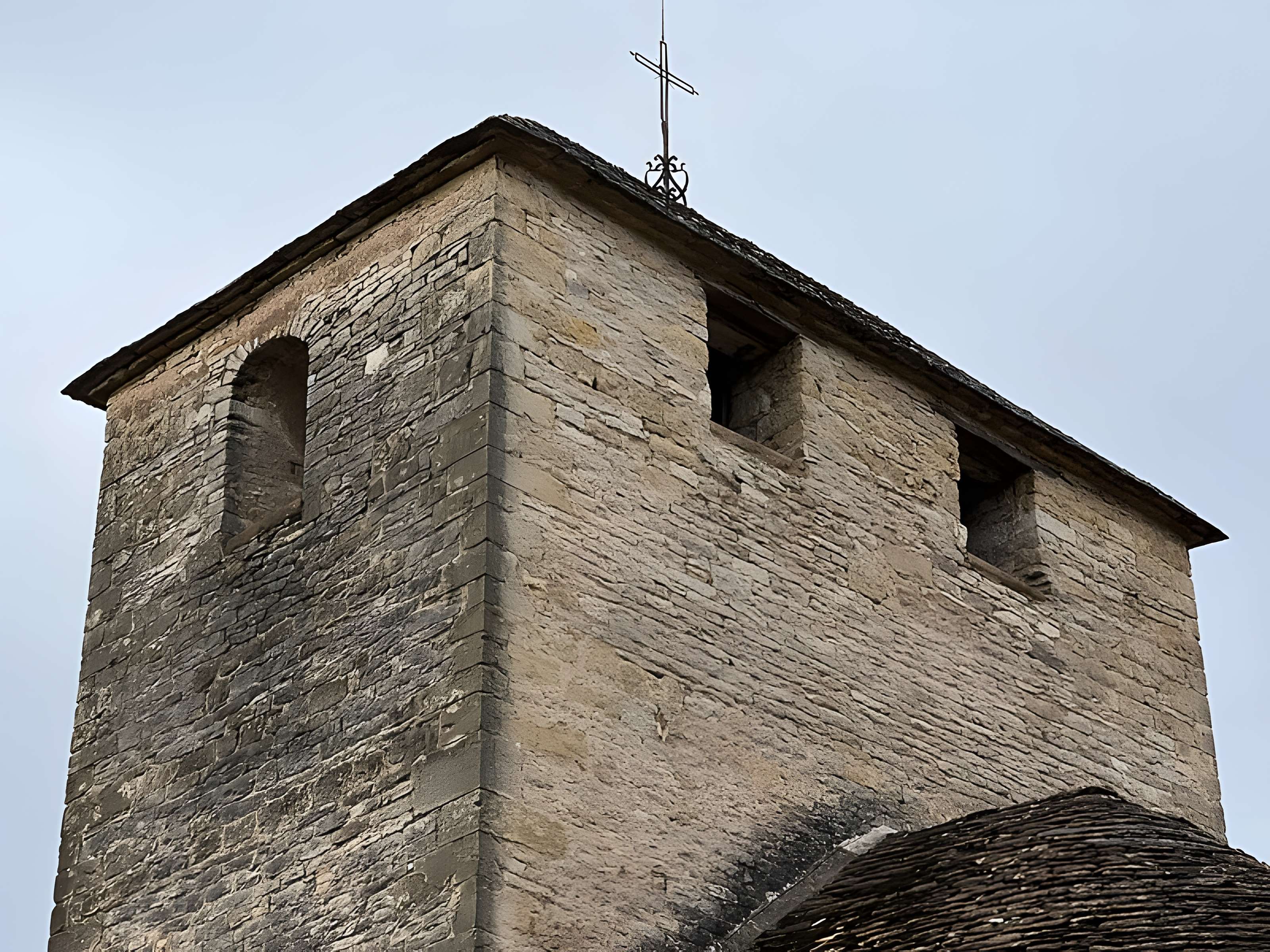 Église Saint-Cyr-et-Sainte-Julitte de Bissy-la-Mâconnaise