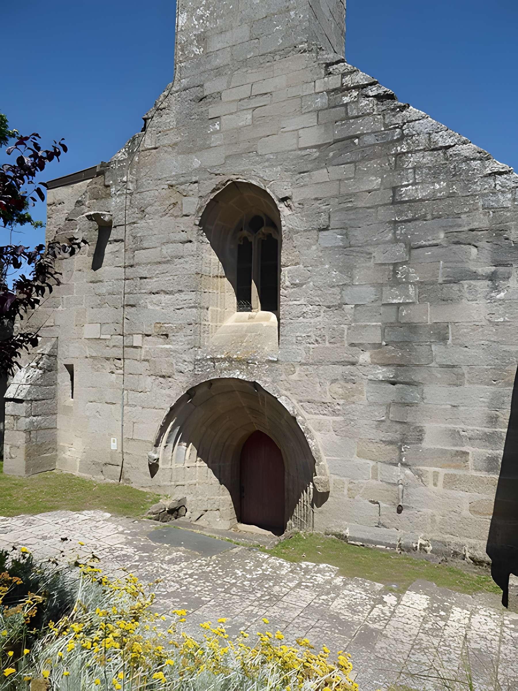 Église Saint-Demet de Plozévet