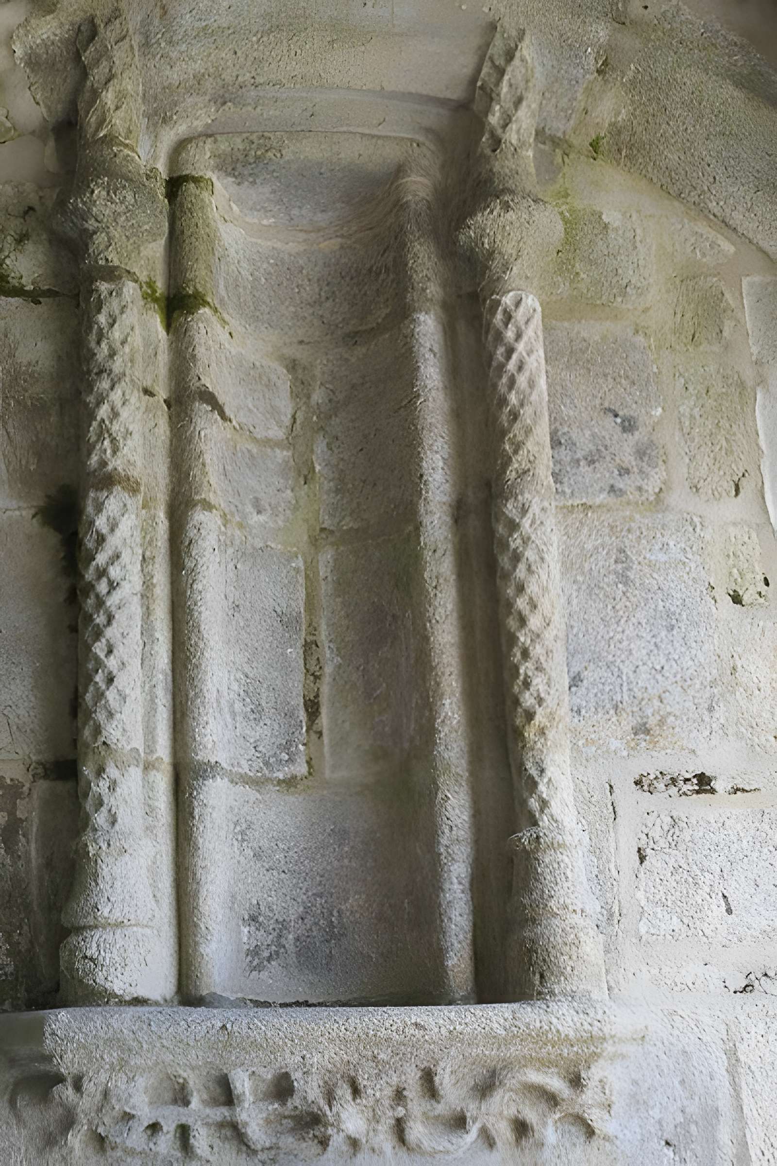 Église Saint-Demet de Plozévet