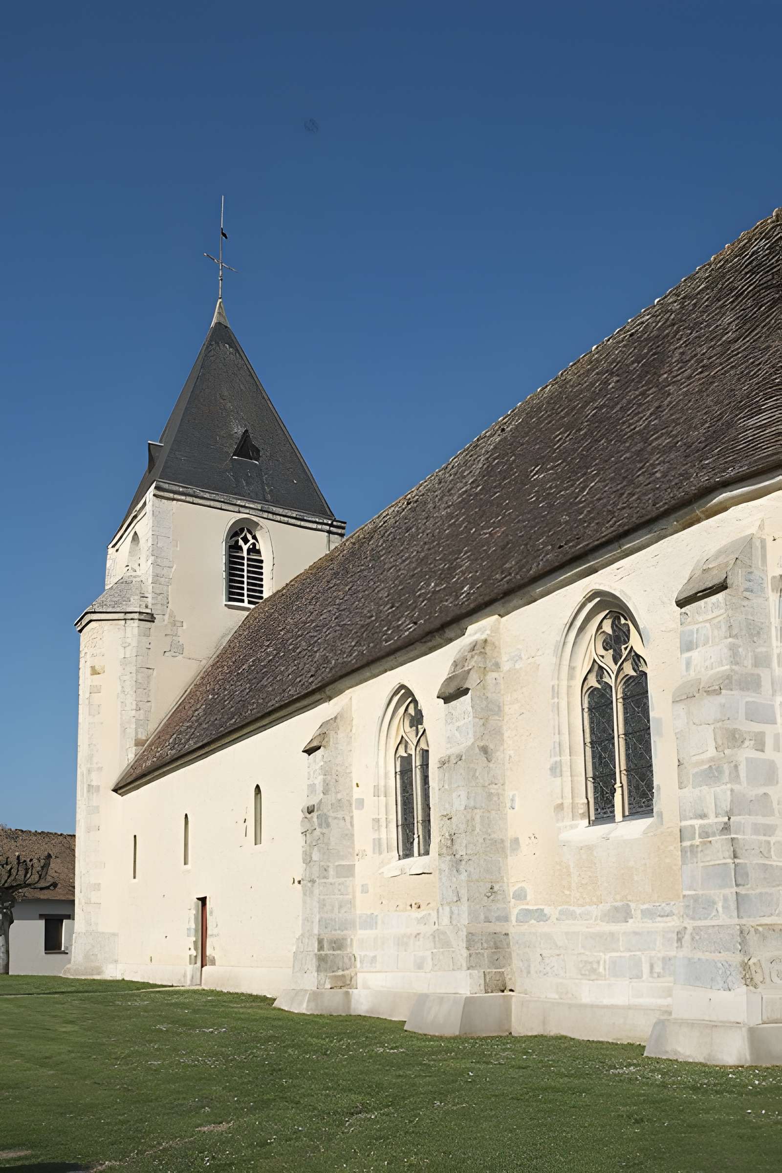 Église Saint-Denis d'Adainville