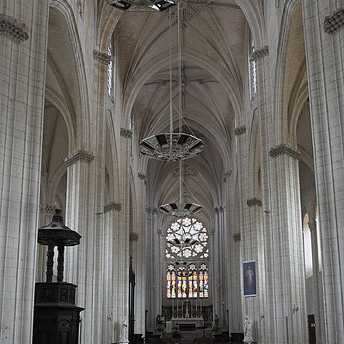 Photo de Ancienne abbaye, actuellement Caserne Canclaux