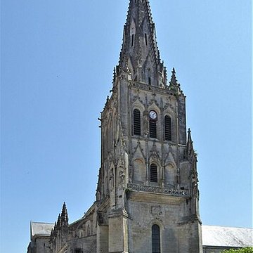 Ancienne abbaye, actuellement Caserne Canclaux