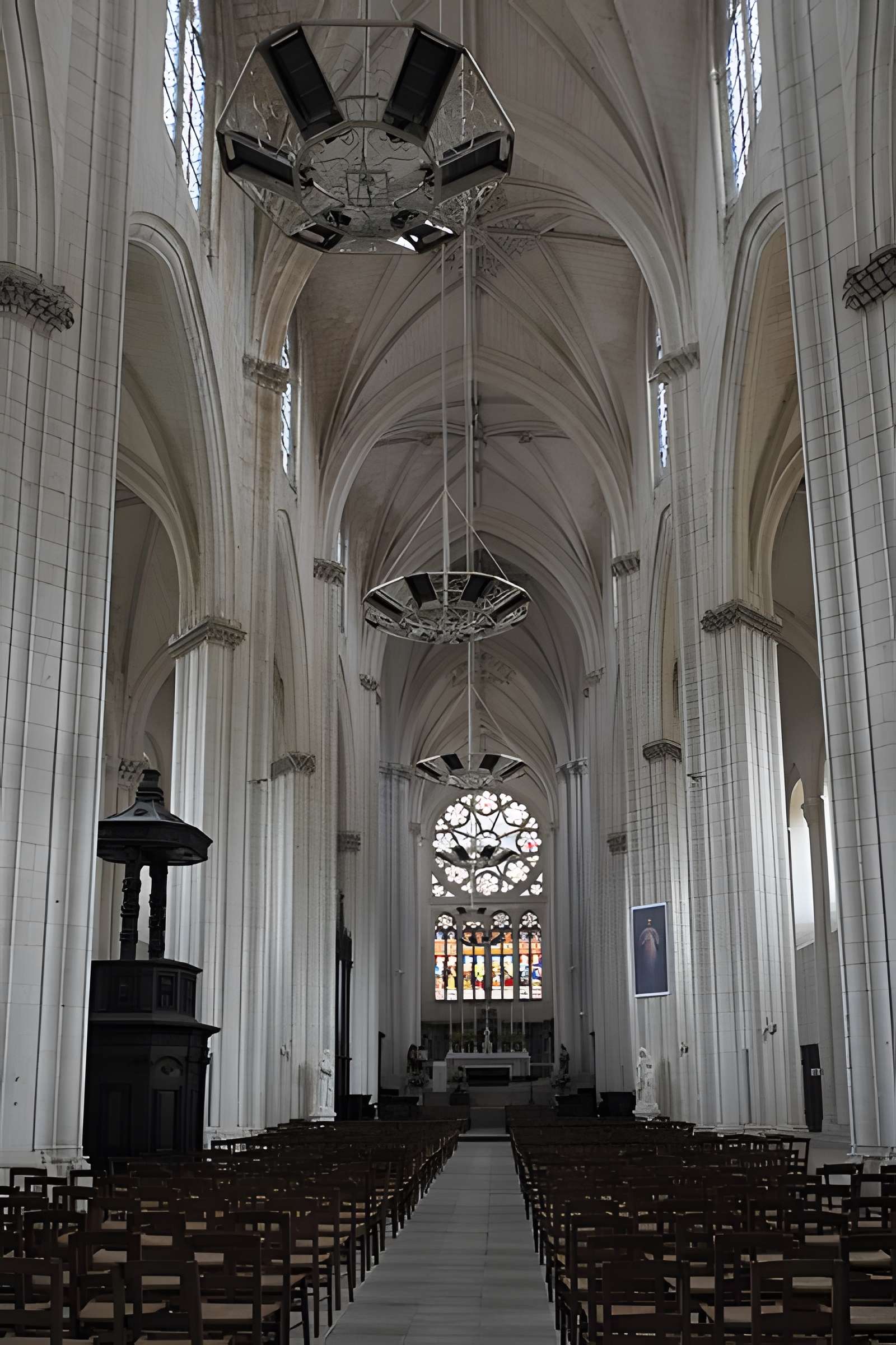Ancienne abbaye, actuellement Caserne Canclaux