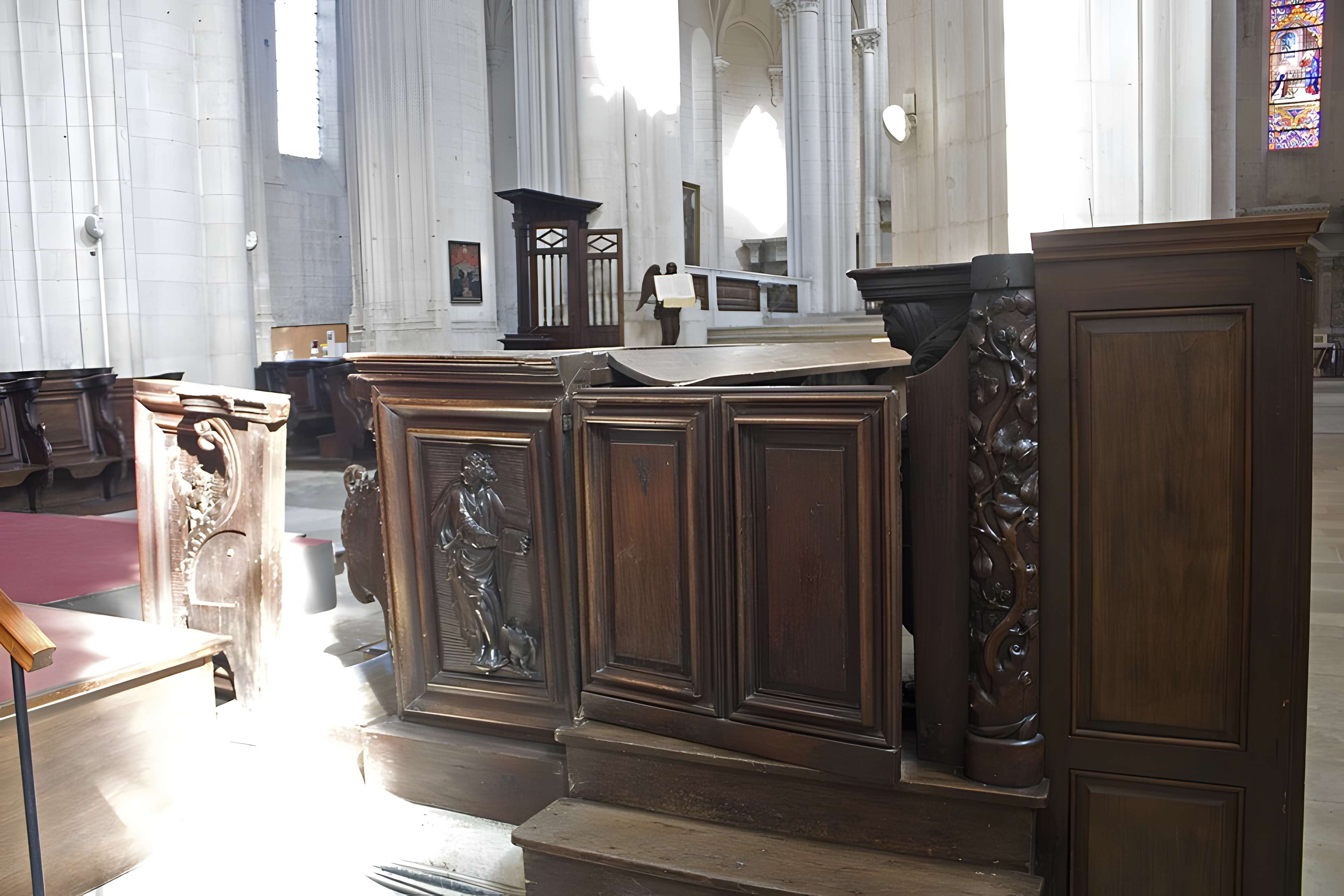 Ancienne abbaye, actuellement Caserne Canclaux