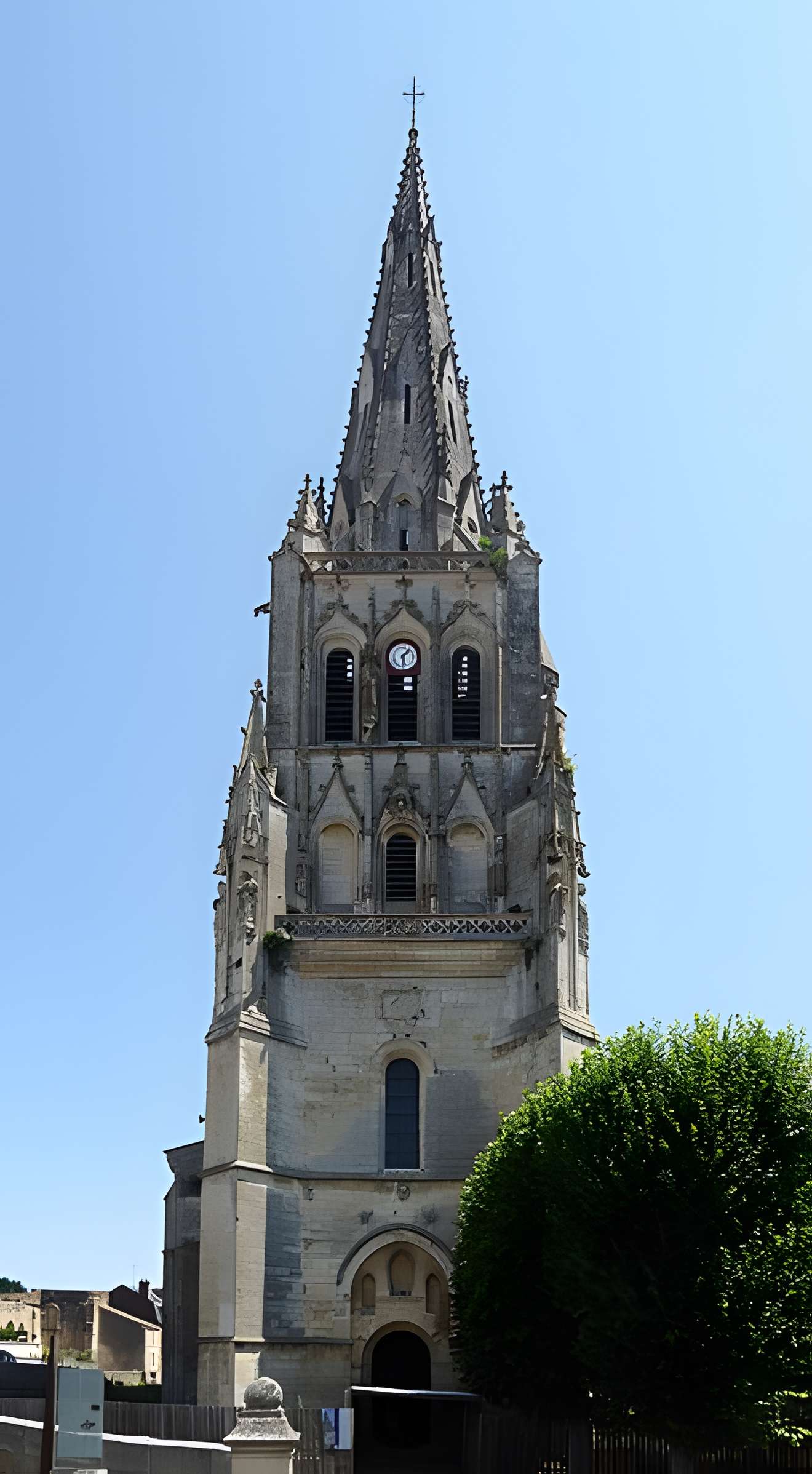 Ancienne abbaye, actuellement Caserne Canclaux