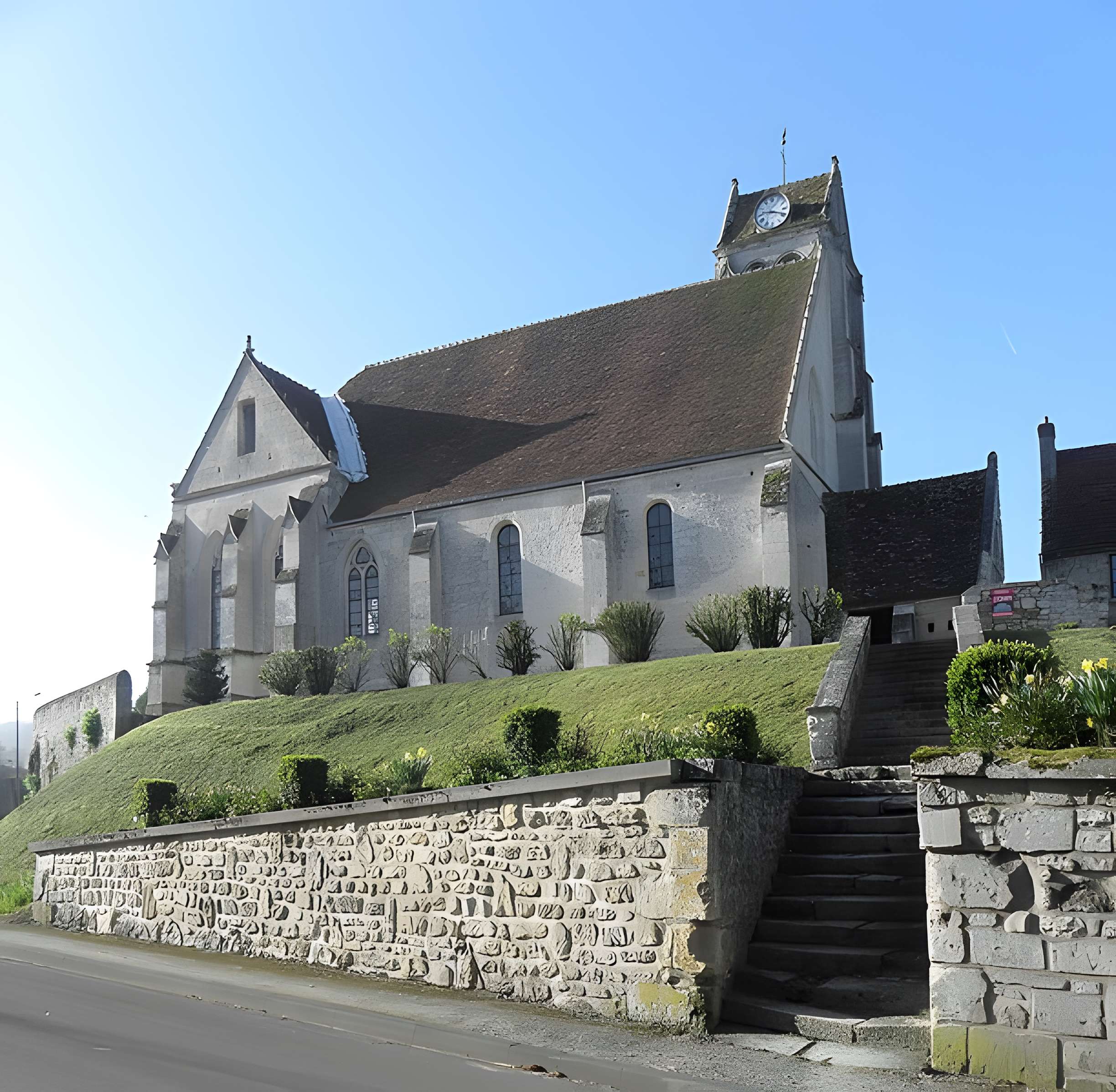 Église Saint-Denis de Fresnoy-la-Rivière