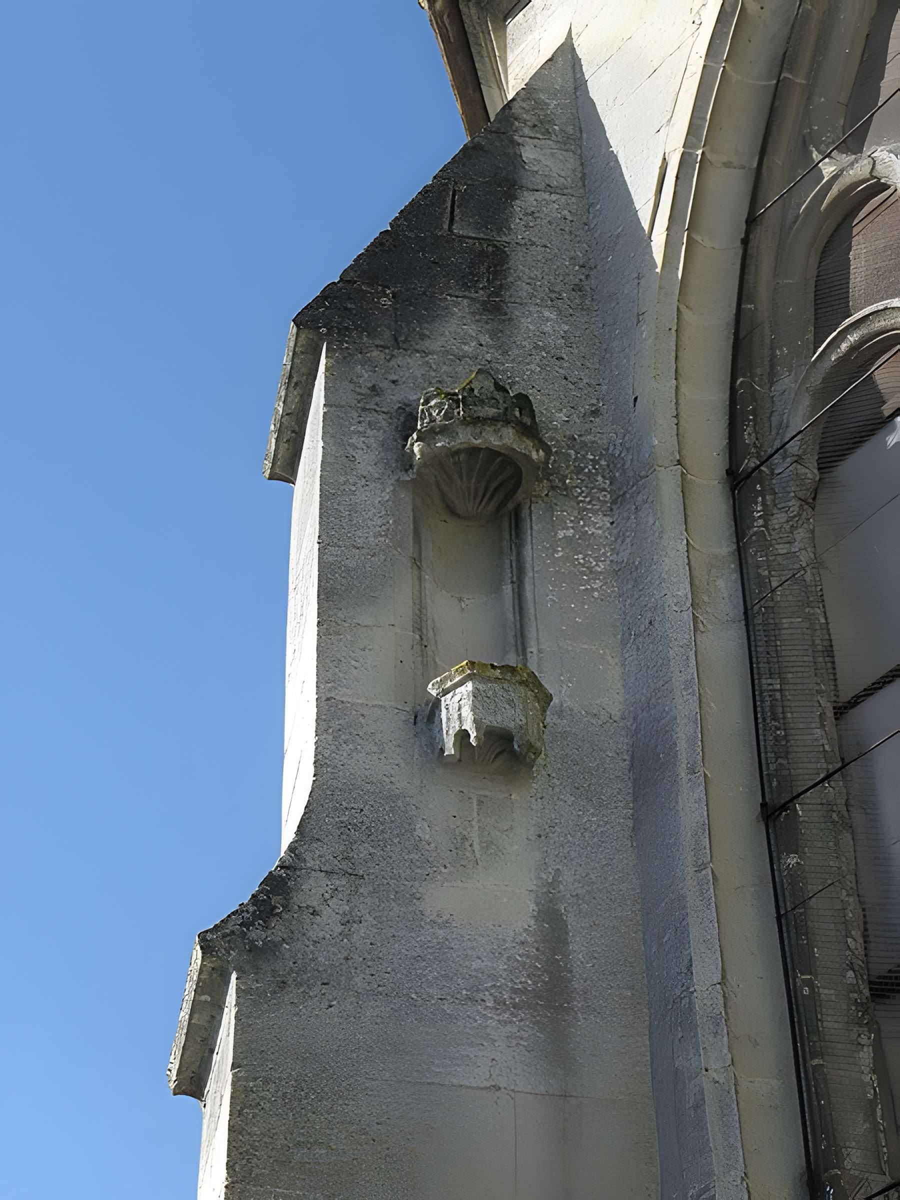 Église Saint-Denis de Fresnoy-la-Rivière