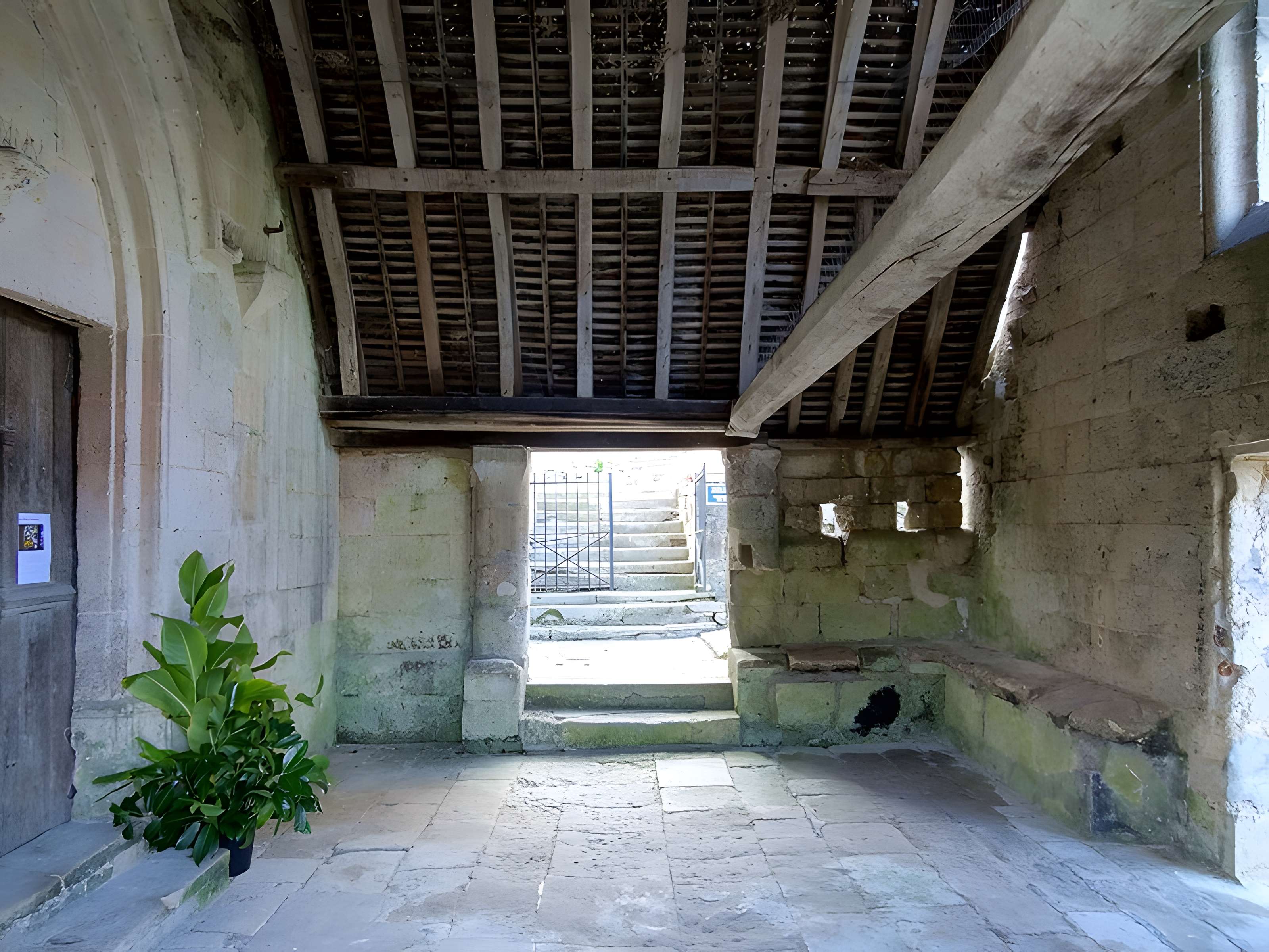 Église Saint-Denis de Fresnoy-la-Rivière